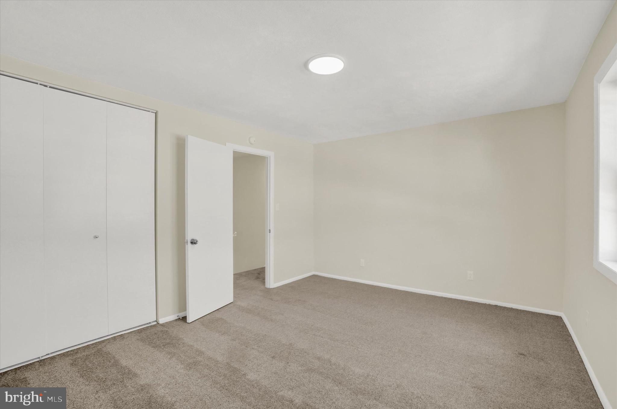 COLONY PARK CONDOS - Residential