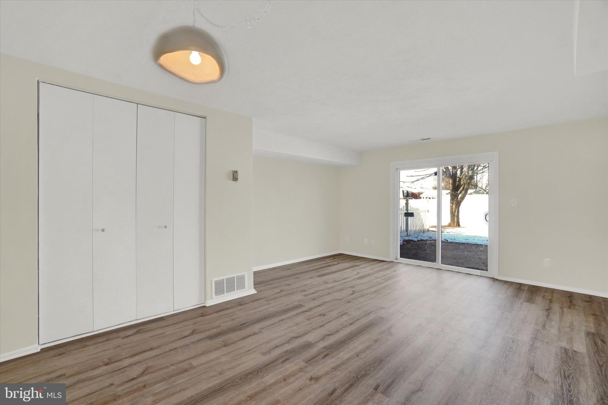 COLONY PARK CONDOS - Residential