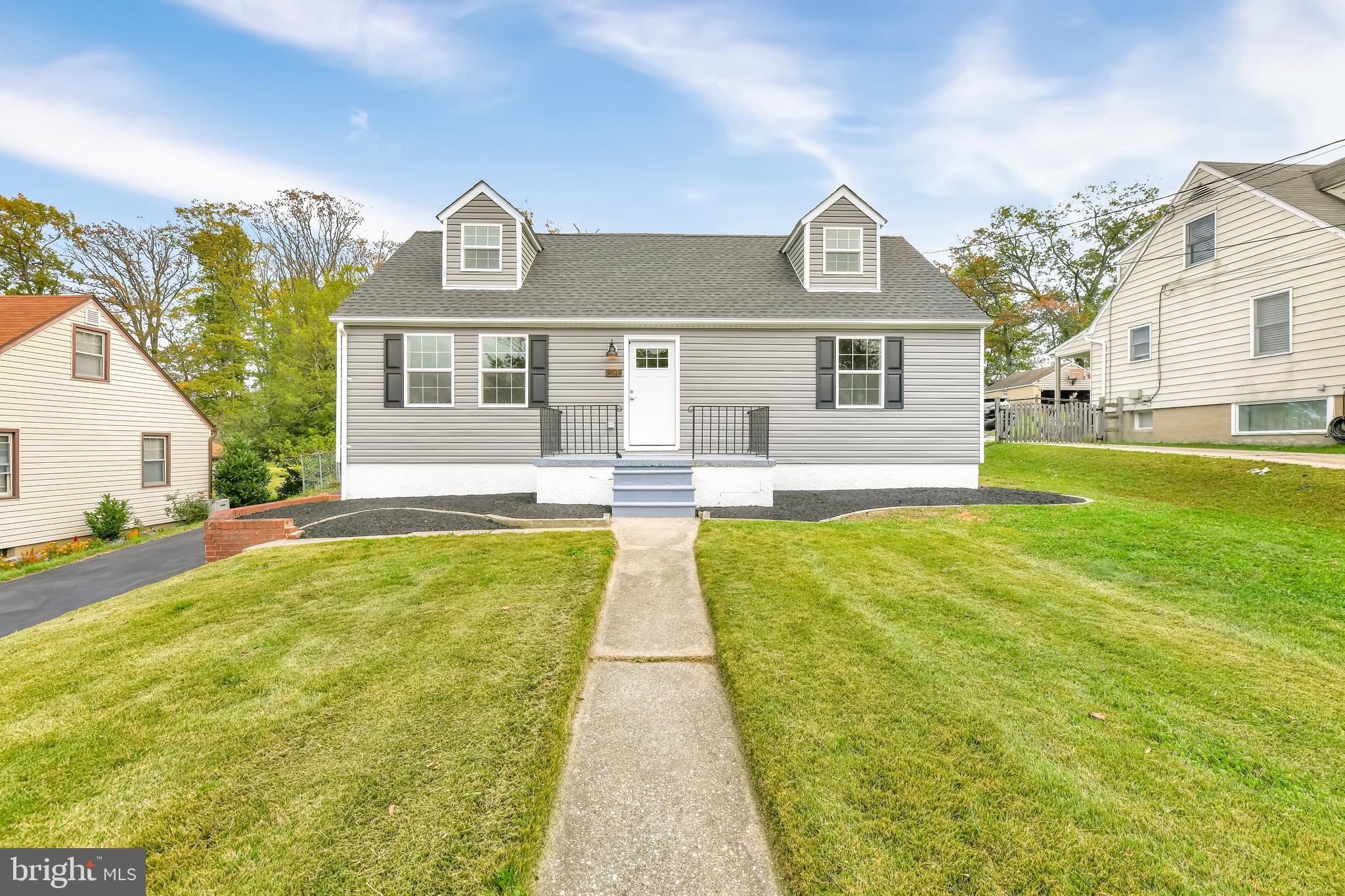 WHITE OAKS - Residential