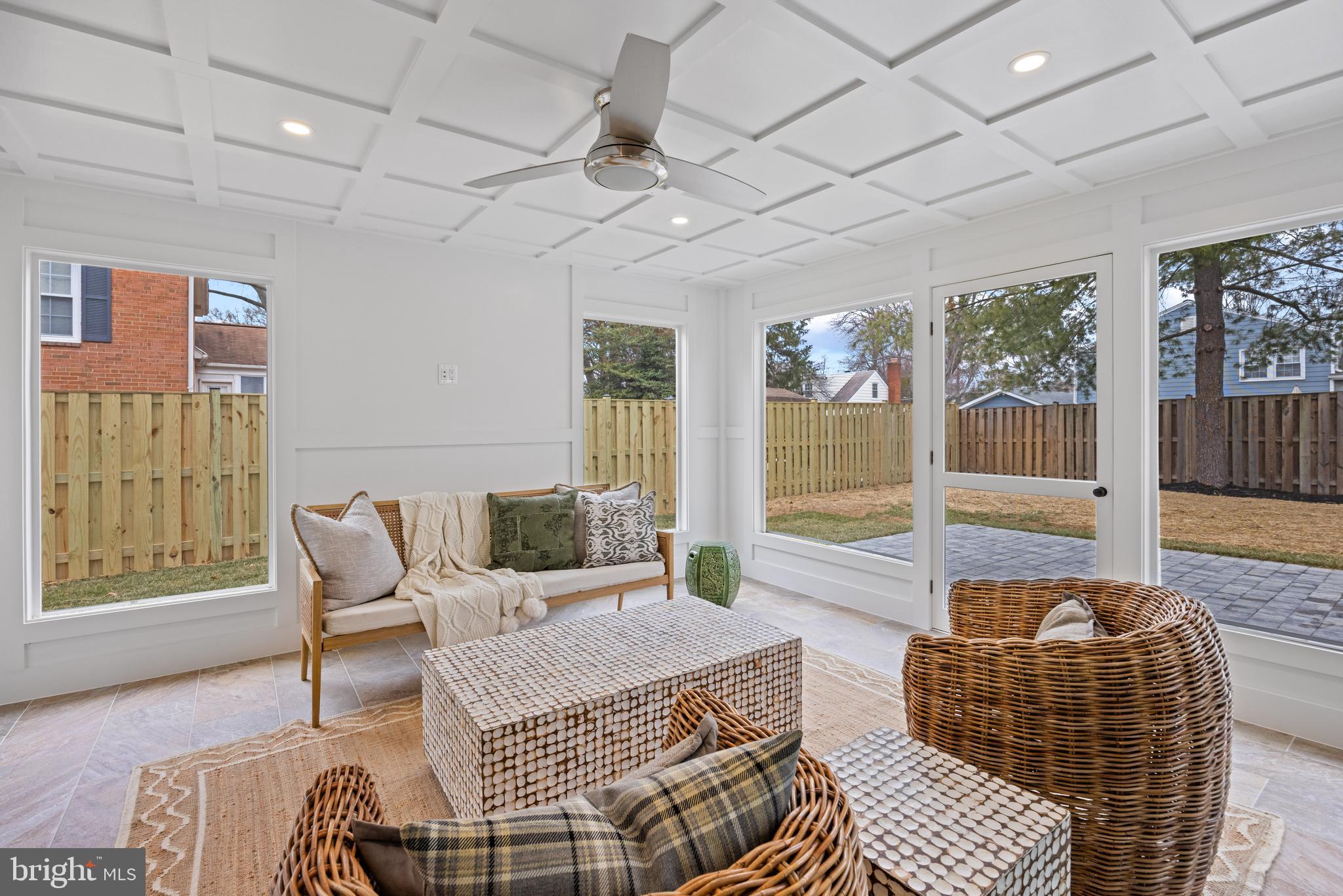 WAYNEWOOD - Residential