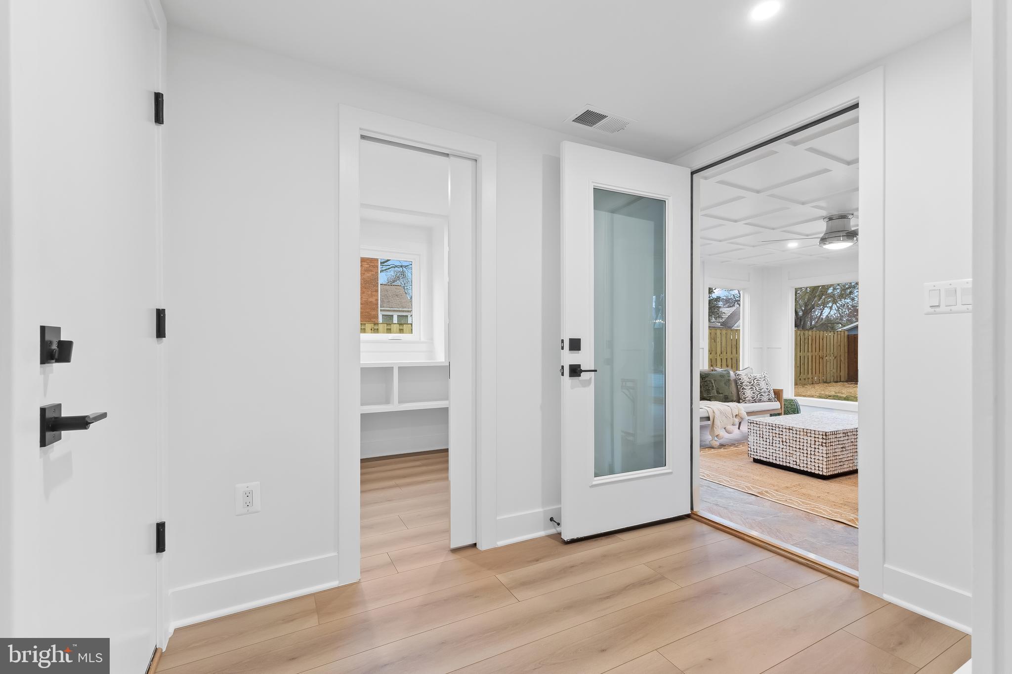 WAYNEWOOD - Residential