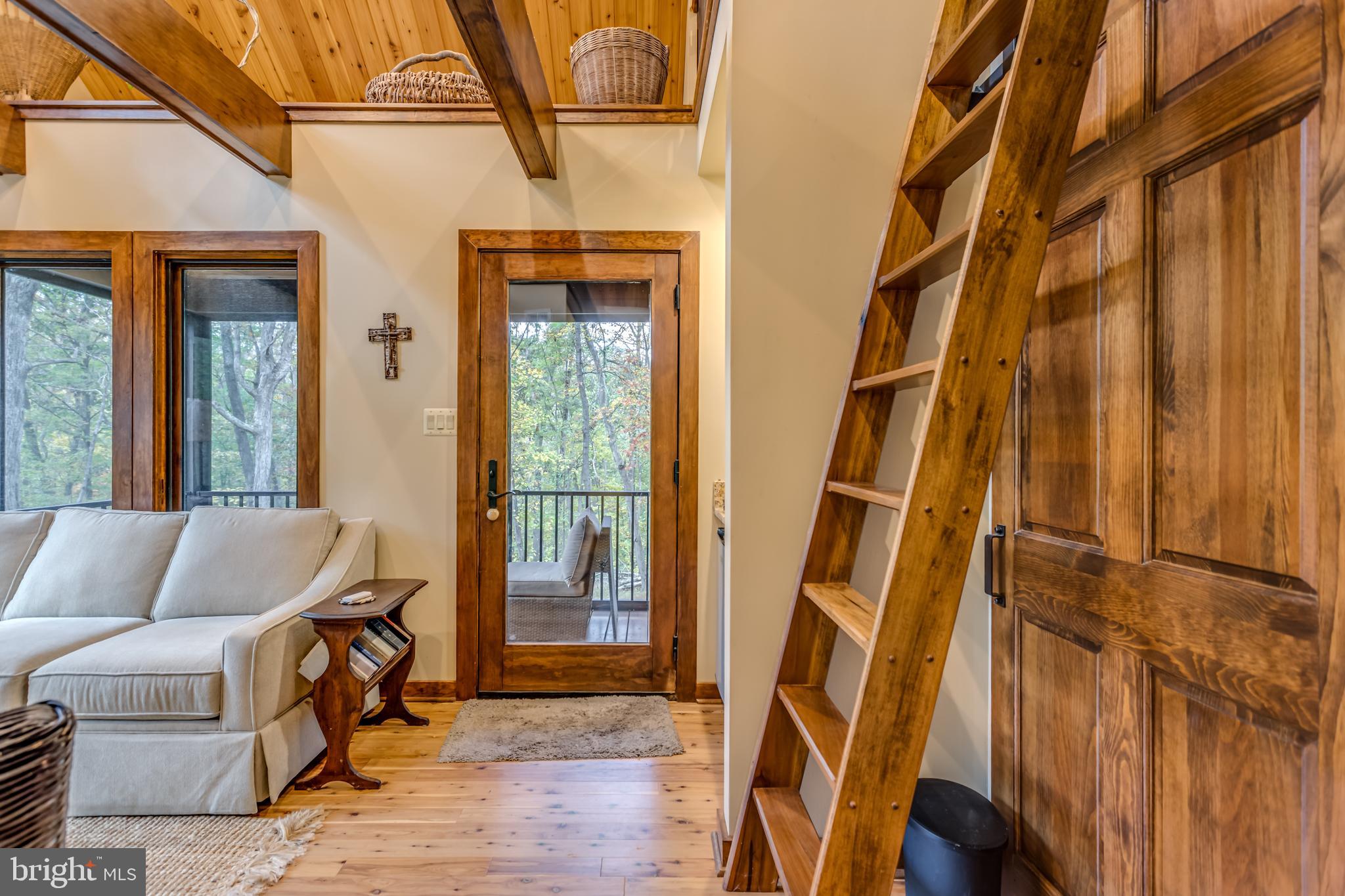 CALMES NECK ESTATES - Residential