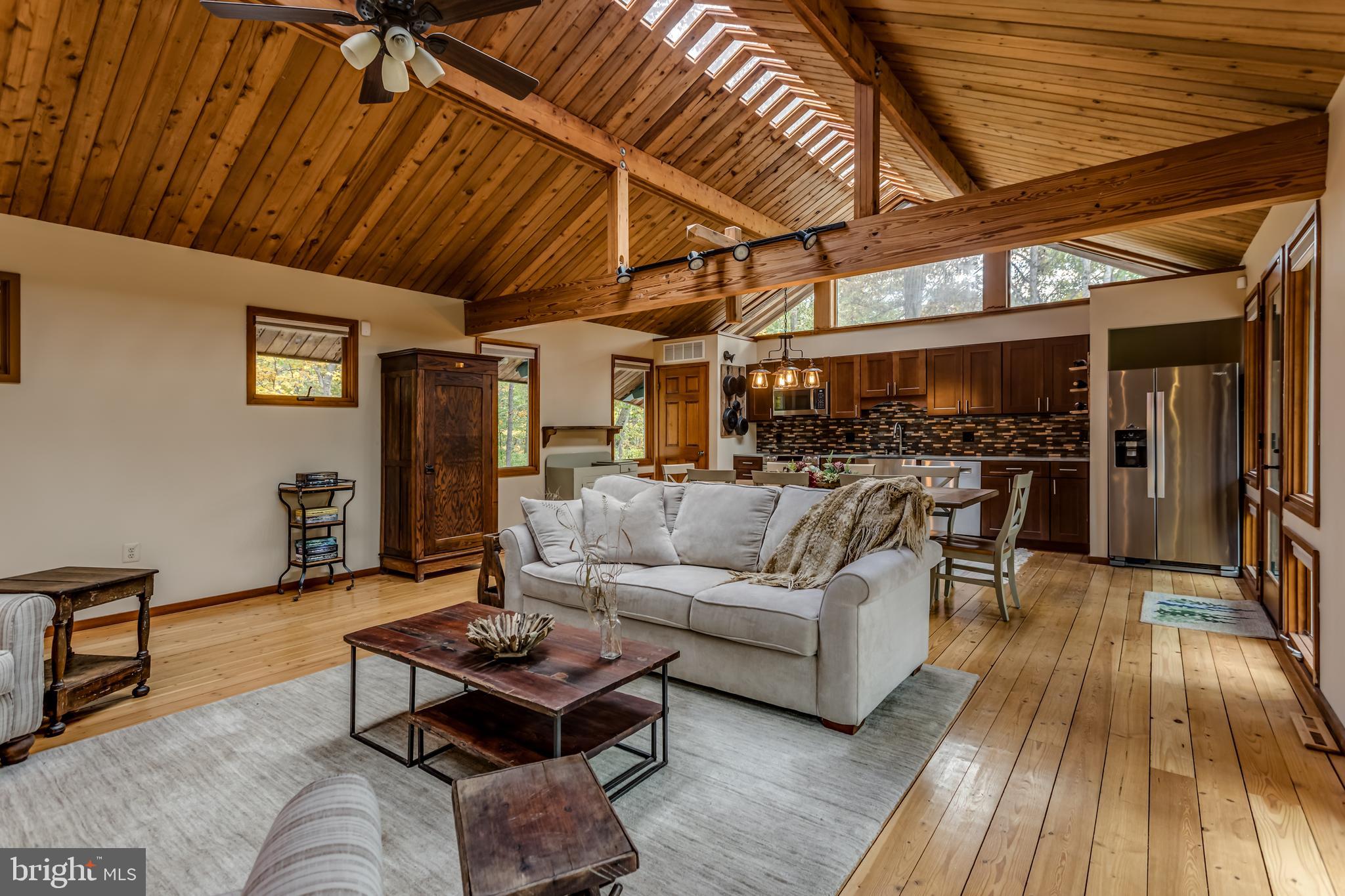 CALMES NECK ESTATES - Residential