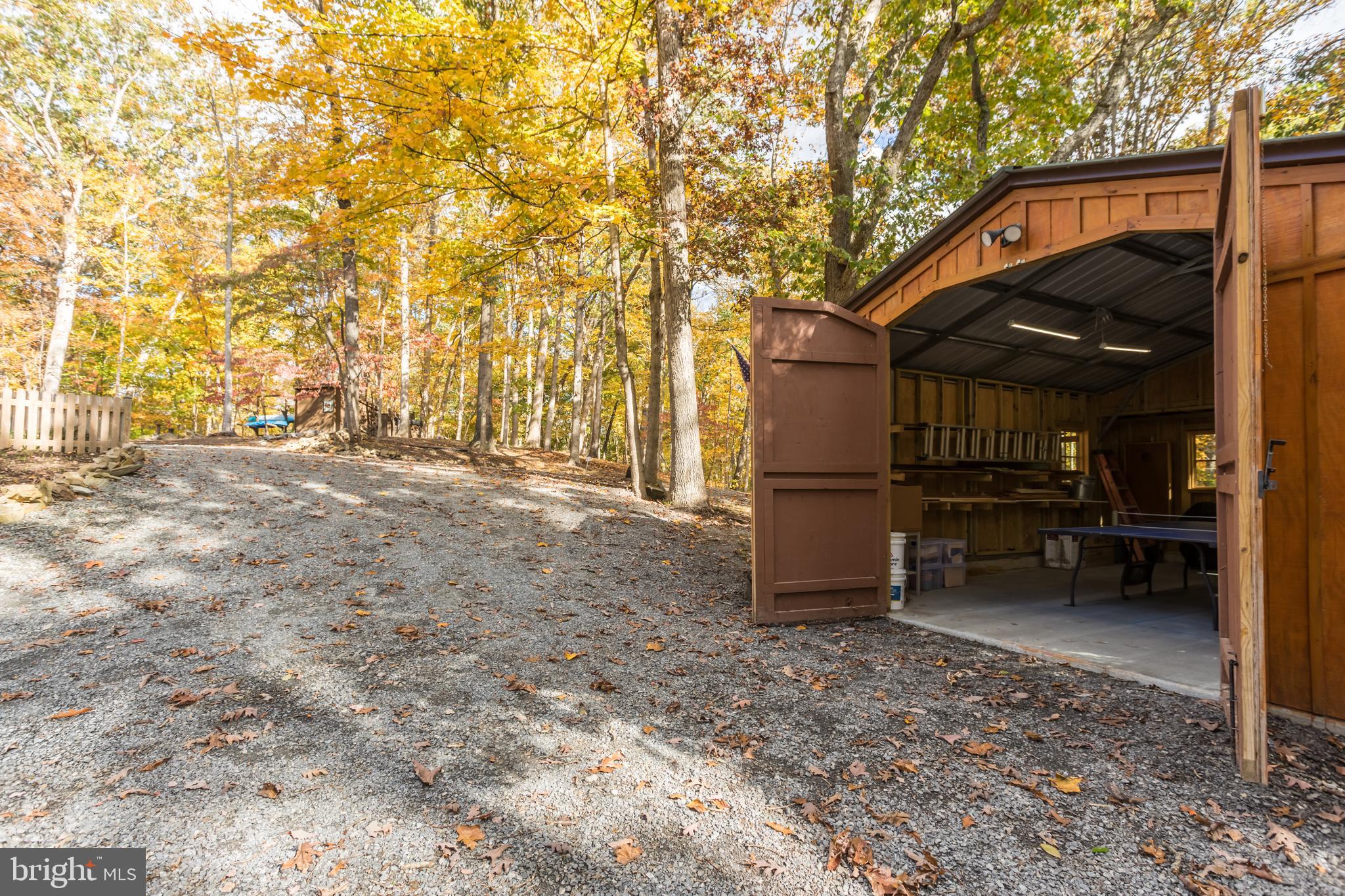 CALMES NECK ESTATES - Residential