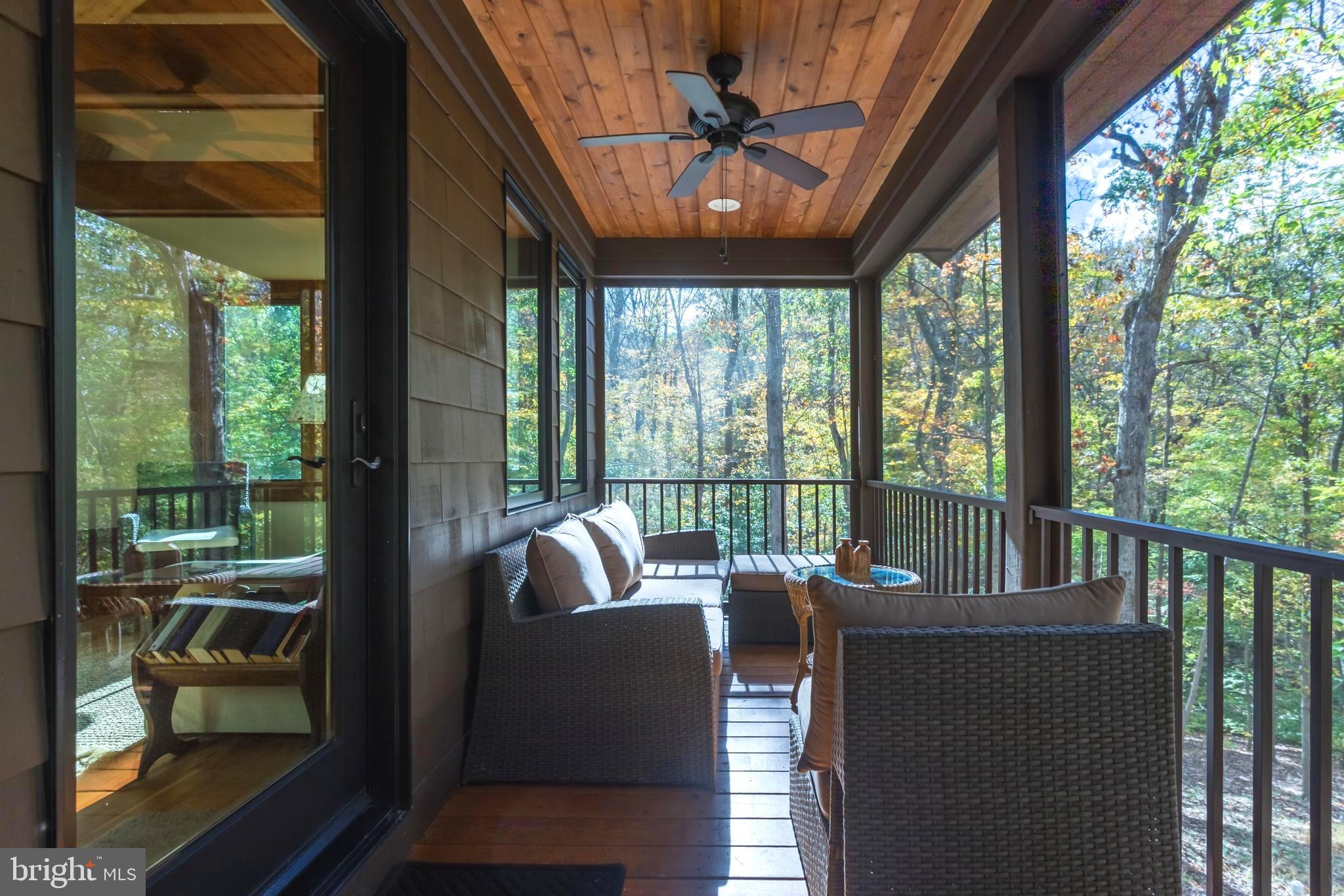 CALMES NECK ESTATES - Residential