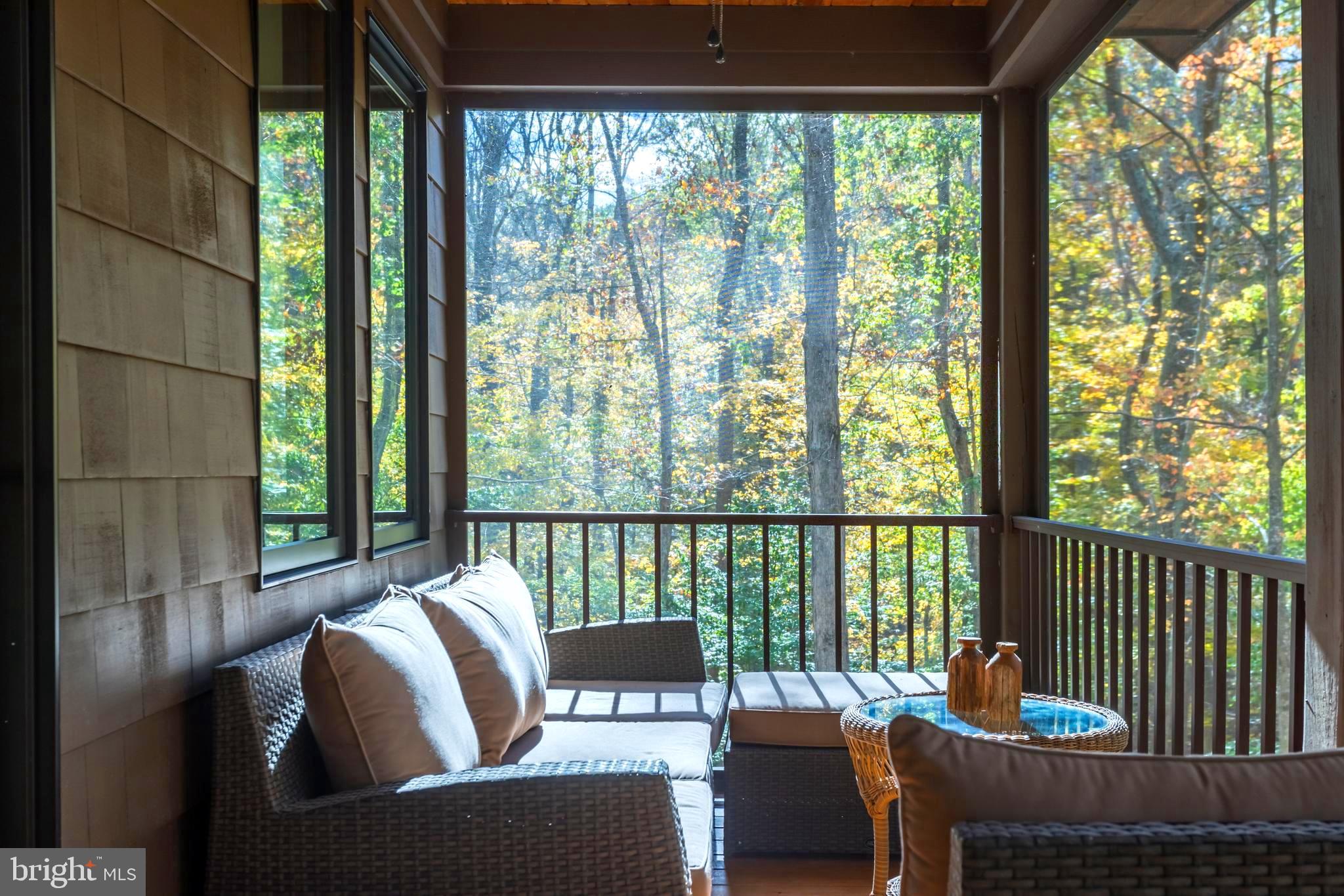 CALMES NECK ESTATES - Residential