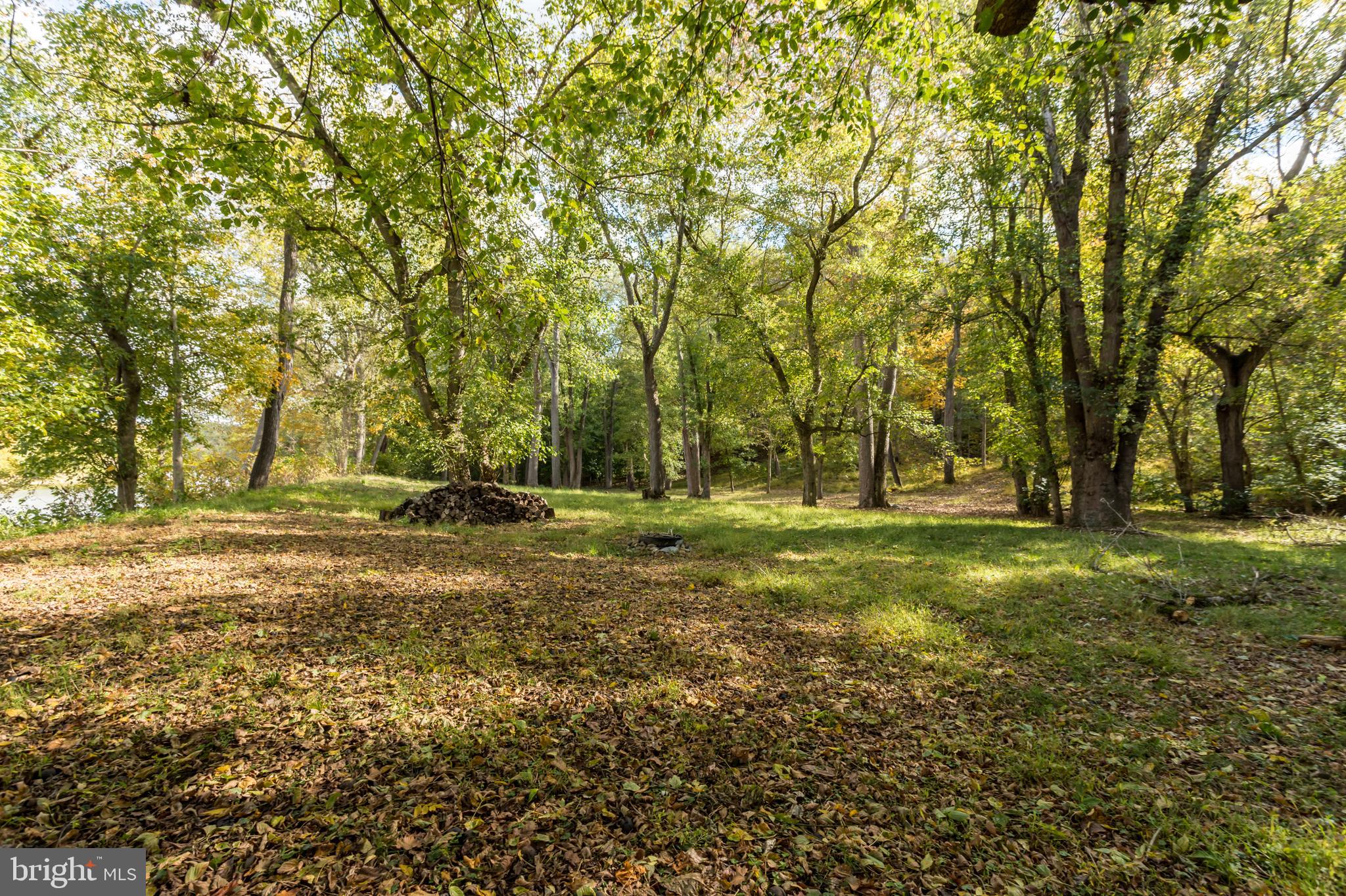 CALMES NECK ESTATES - Residential