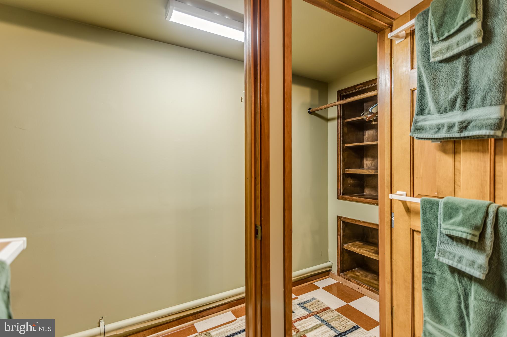 CALMES NECK ESTATES - Residential