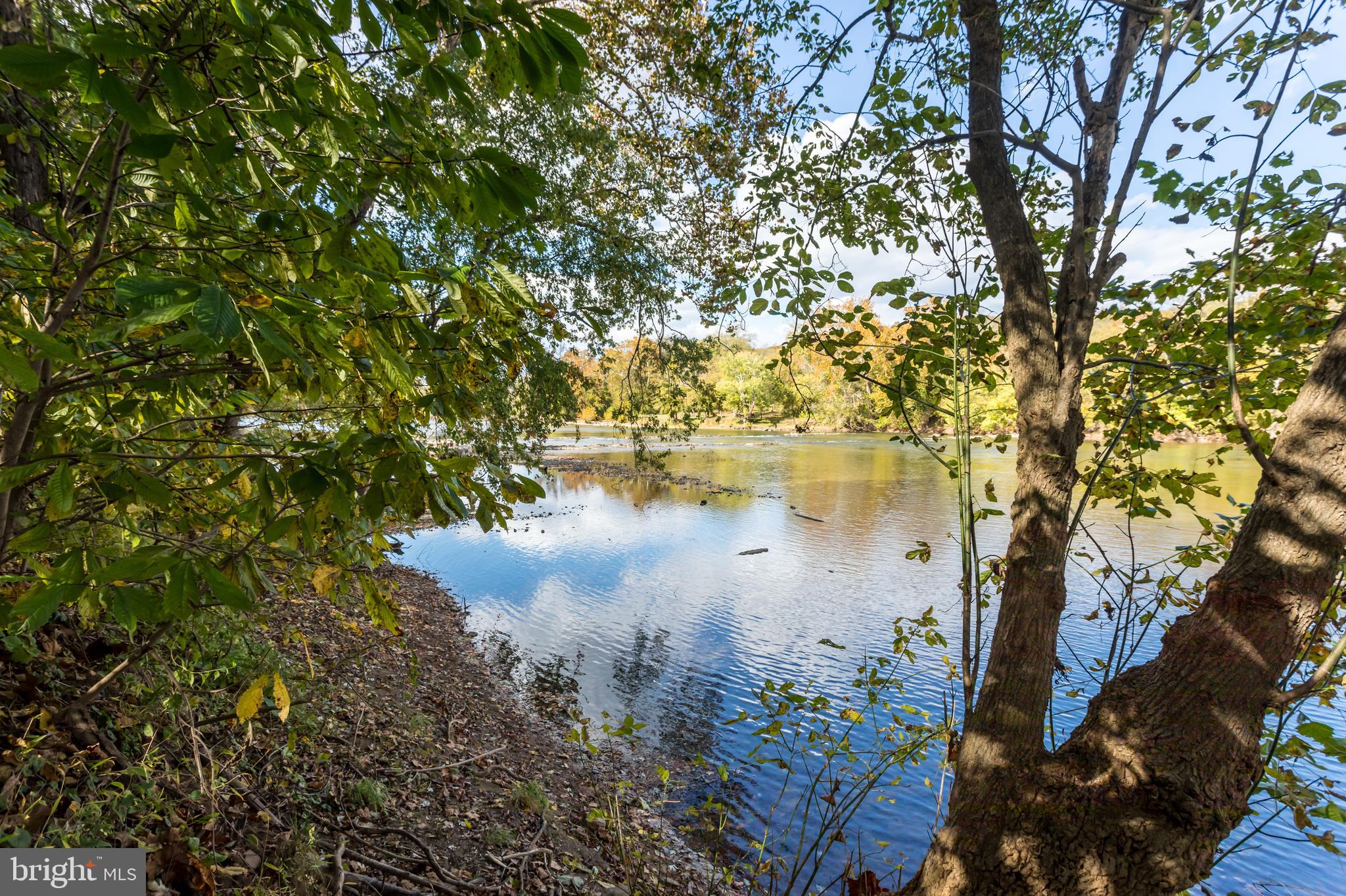 CALMES NECK ESTATES - Residential