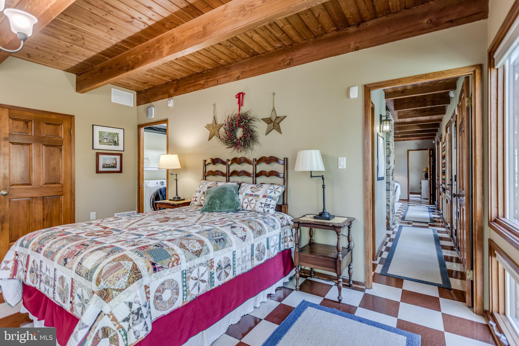 CALMES NECK ESTATES - Residential