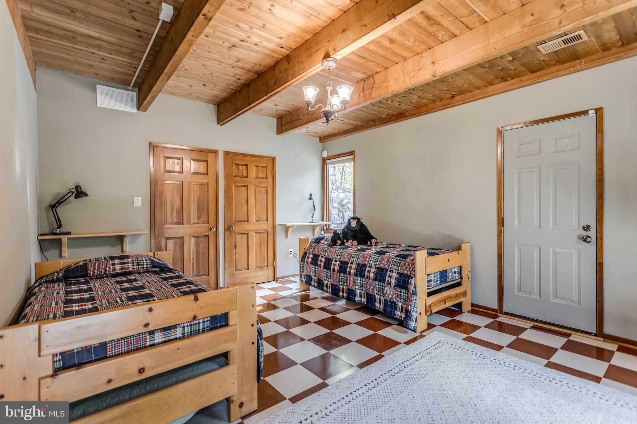 CALMES NECK ESTATES - Residential