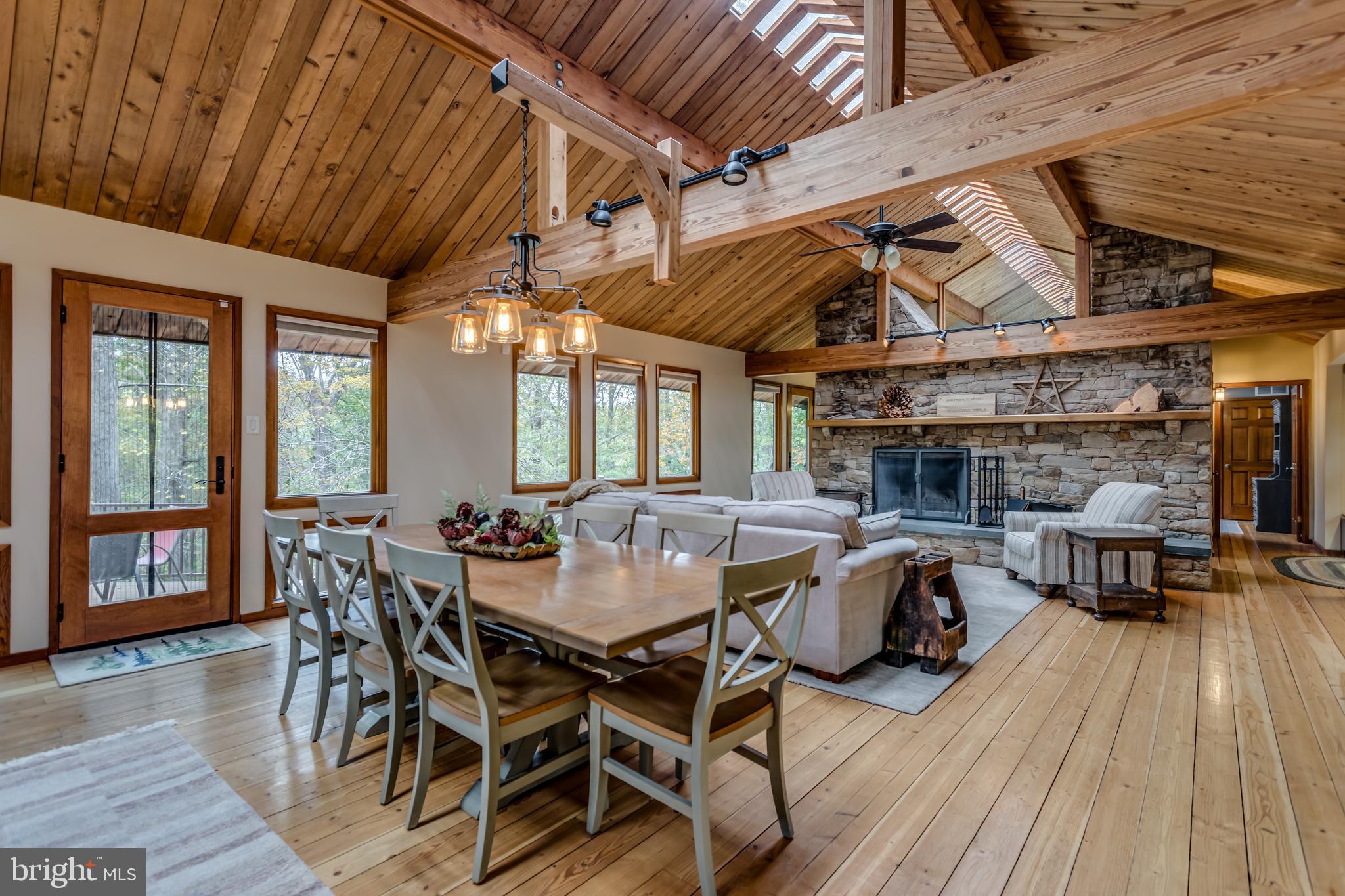 CALMES NECK ESTATES - Residential