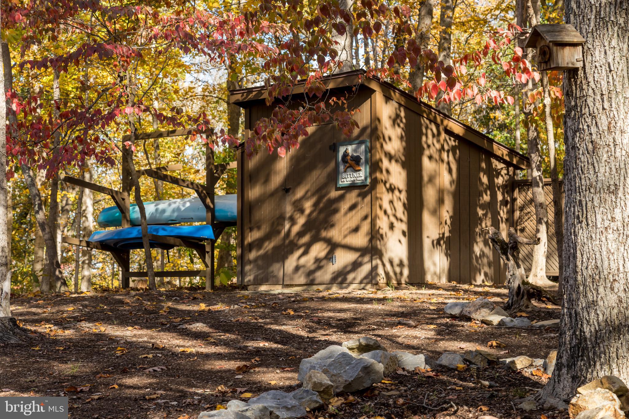 CALMES NECK ESTATES - Residential