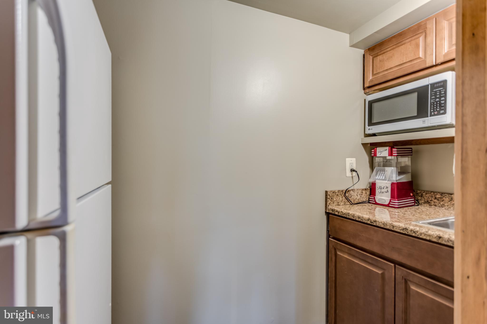 CALMES NECK ESTATES - Residential