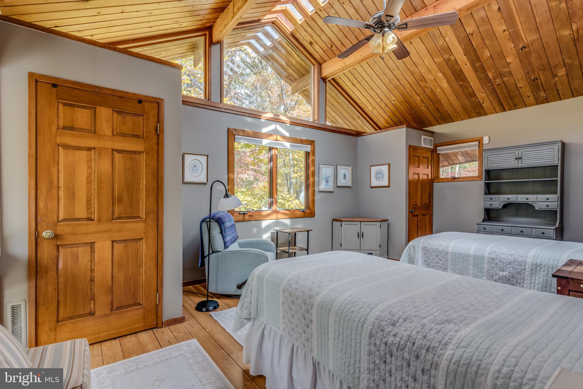 CALMES NECK ESTATES - Residential