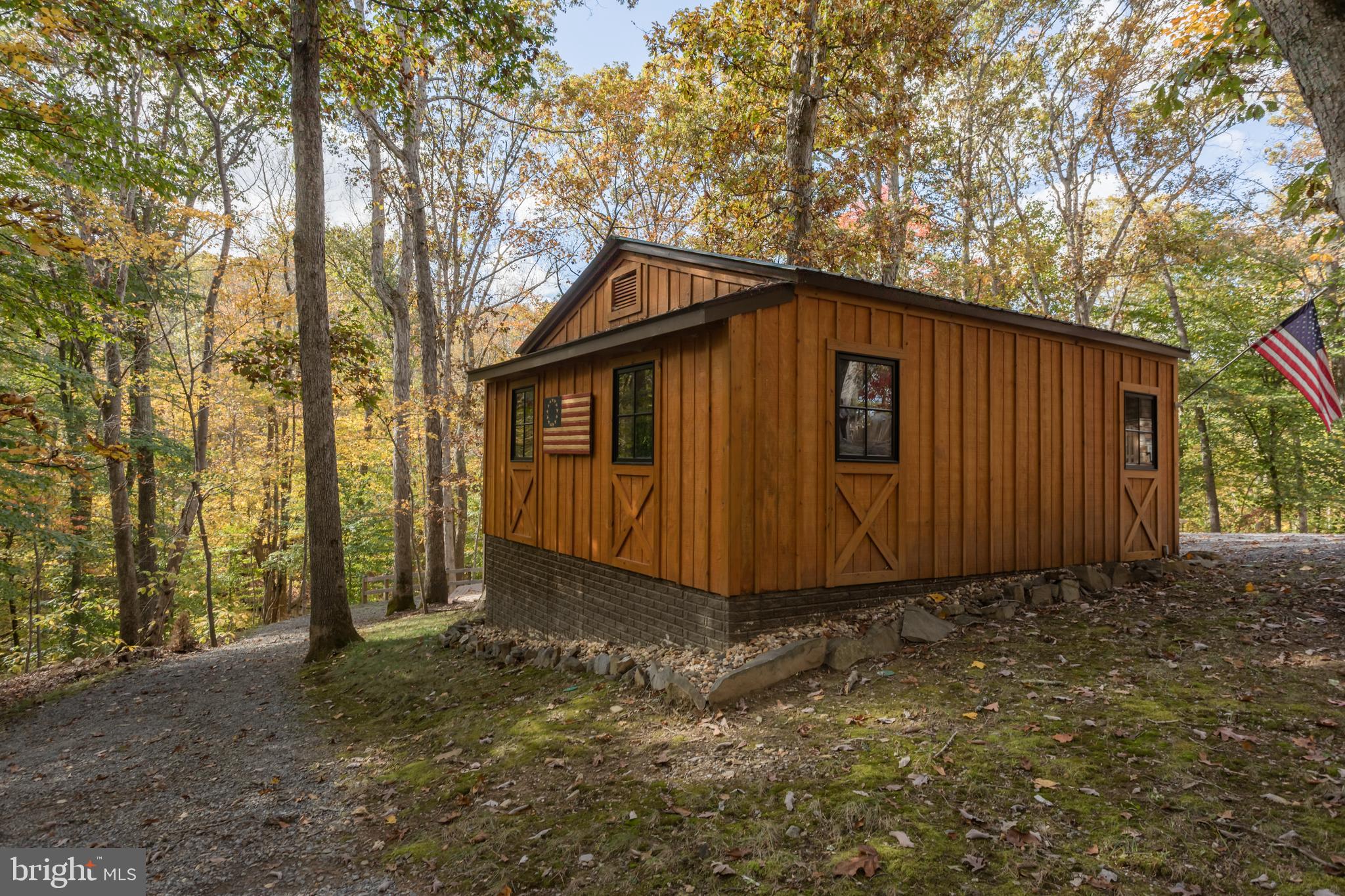 CALMES NECK ESTATES - Residential