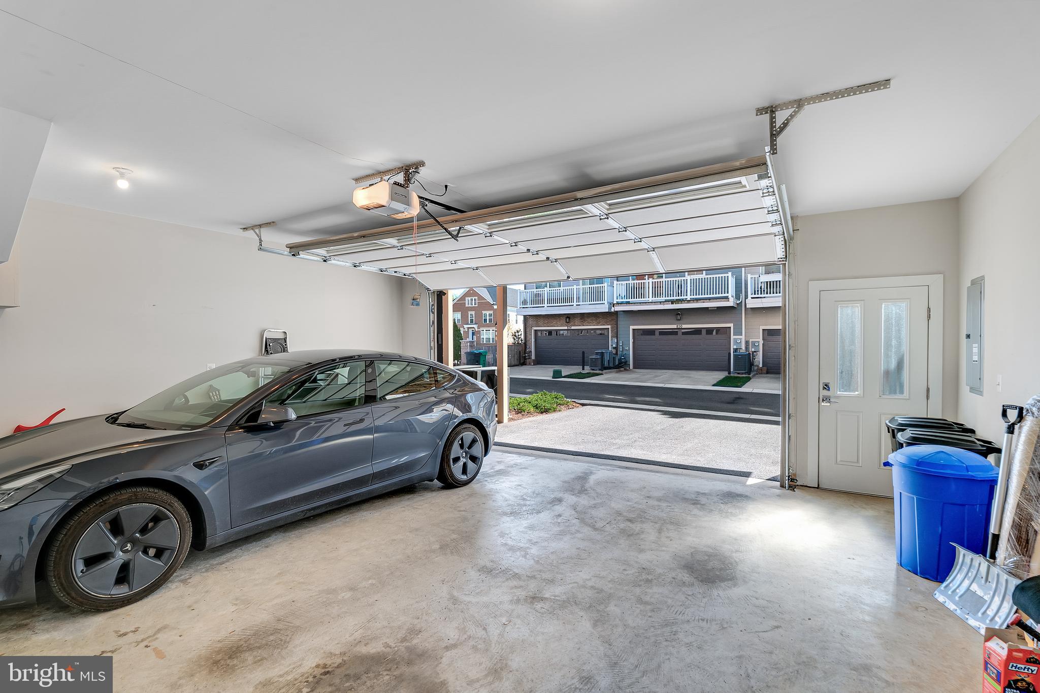 CROWN FARM - Residential