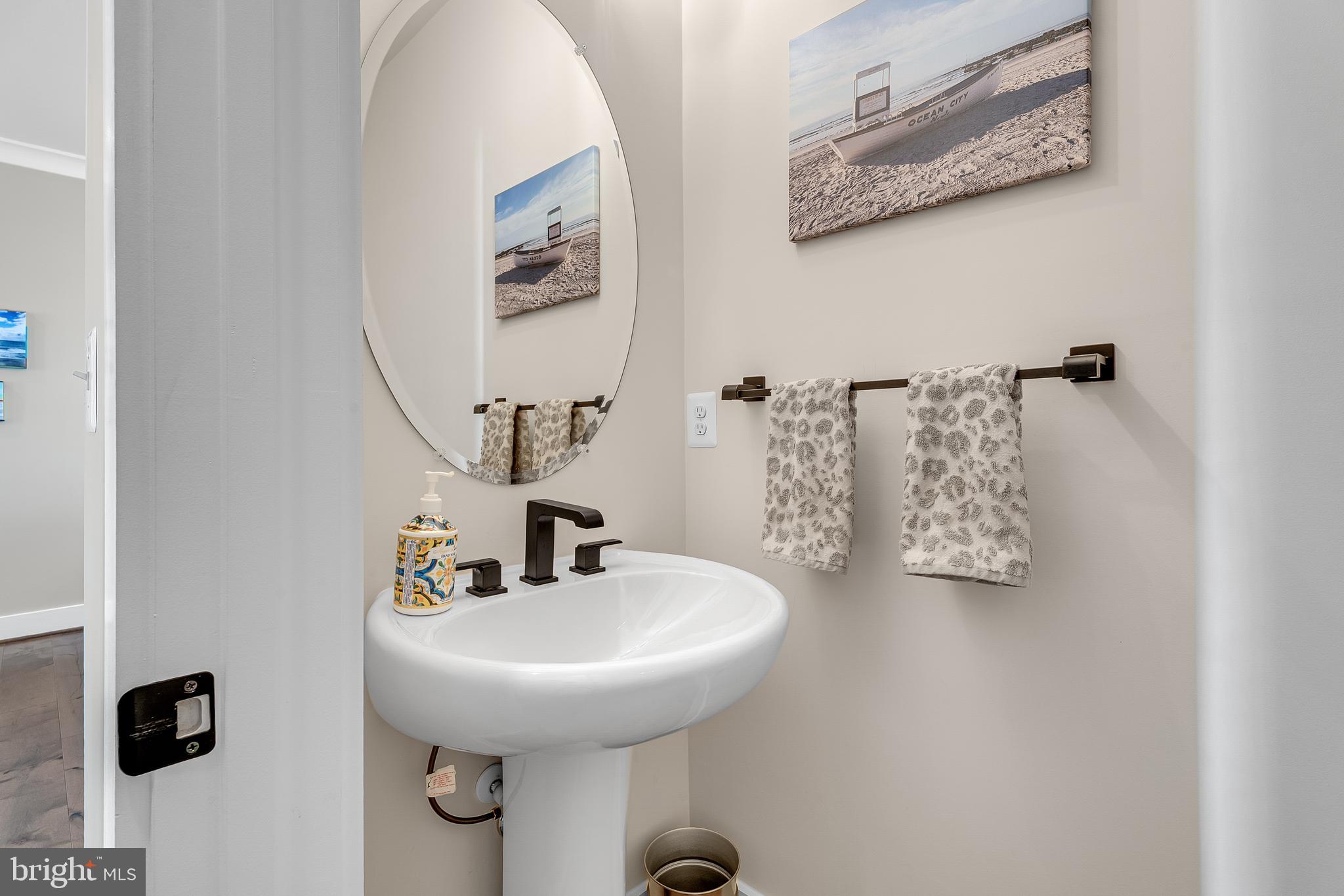 CROWN FARM - Residential