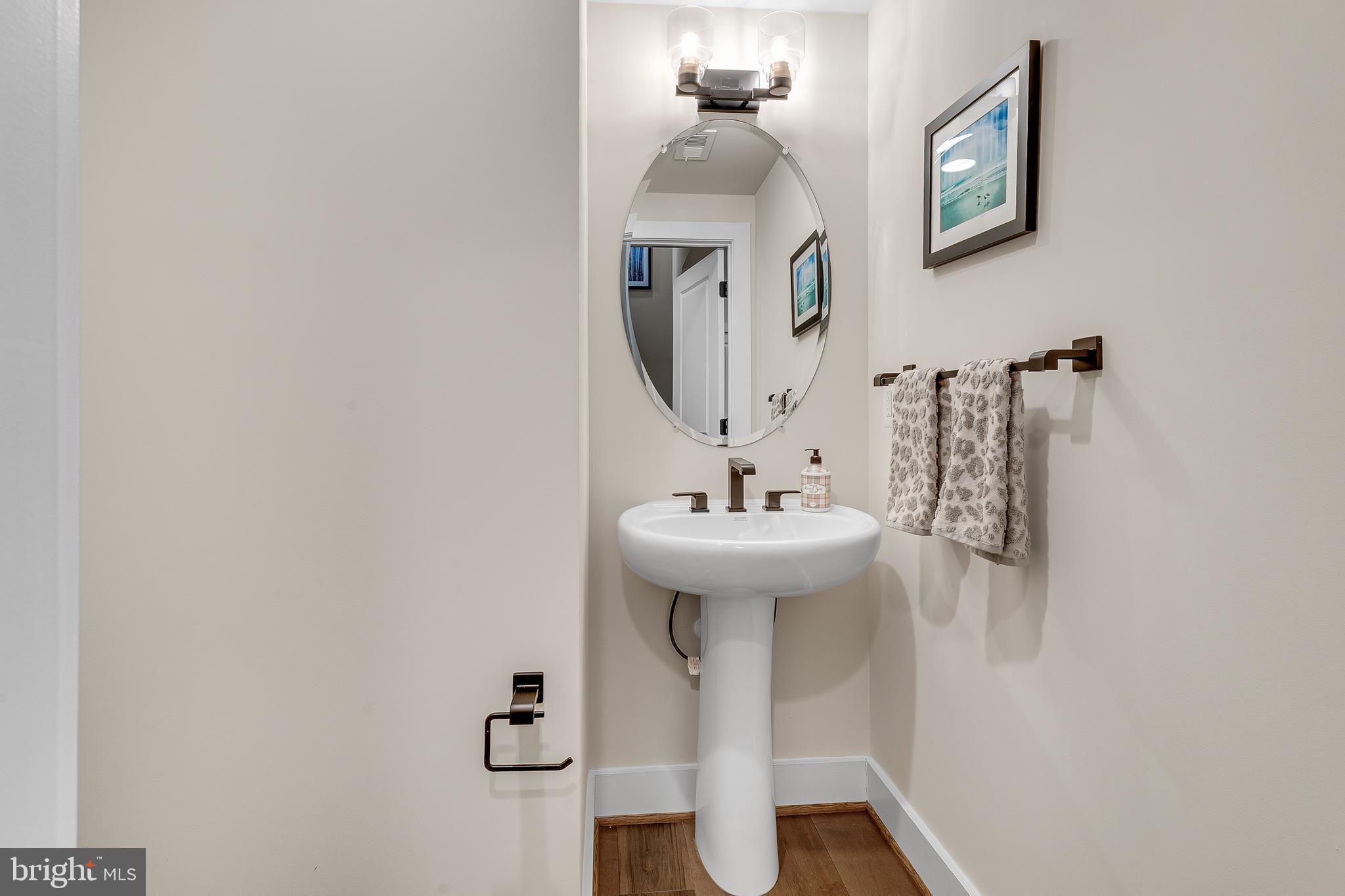 CROWN FARM - Residential