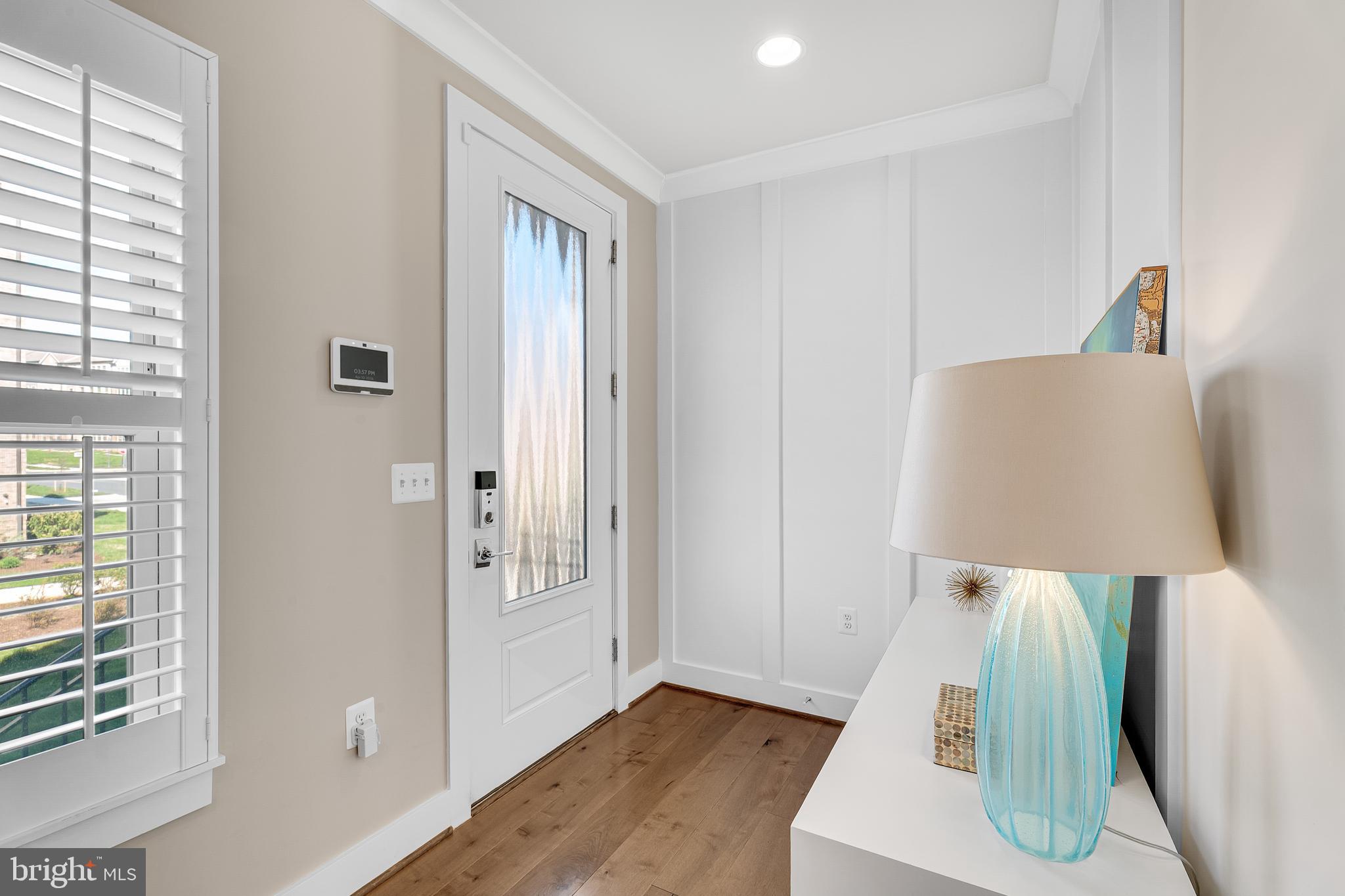 CROWN FARM - Residential