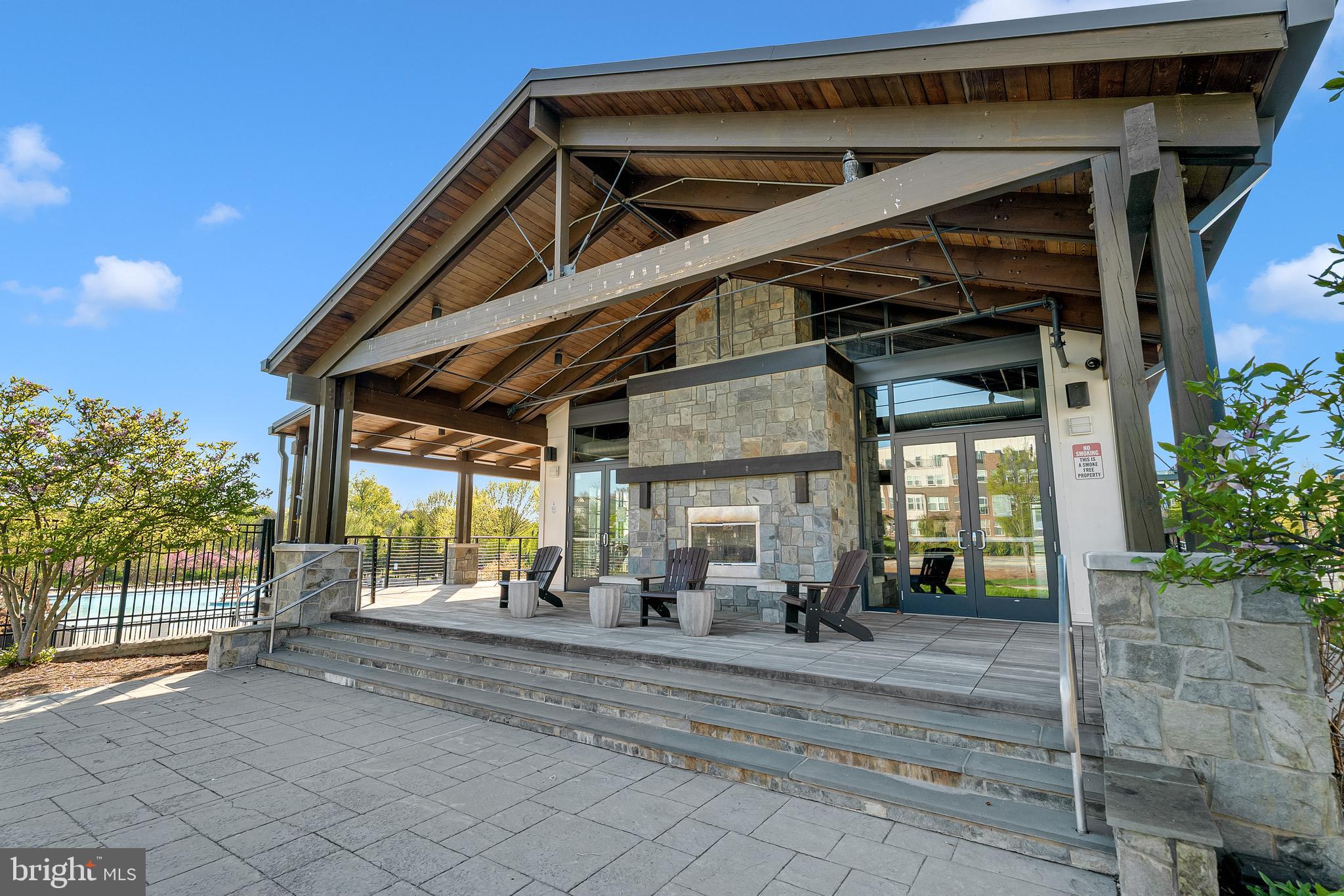 CROWN FARM - Residential