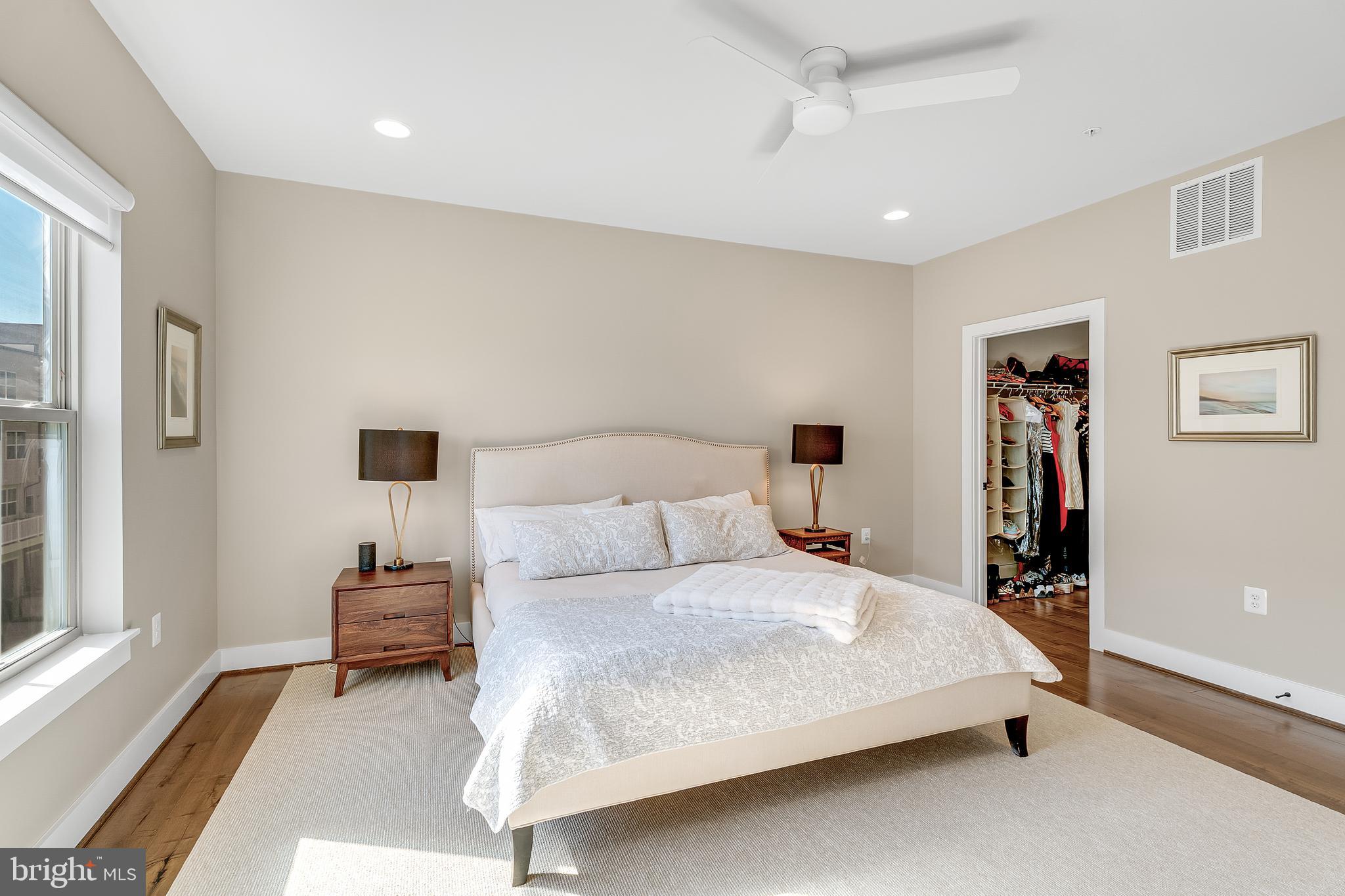 CROWN FARM - Residential