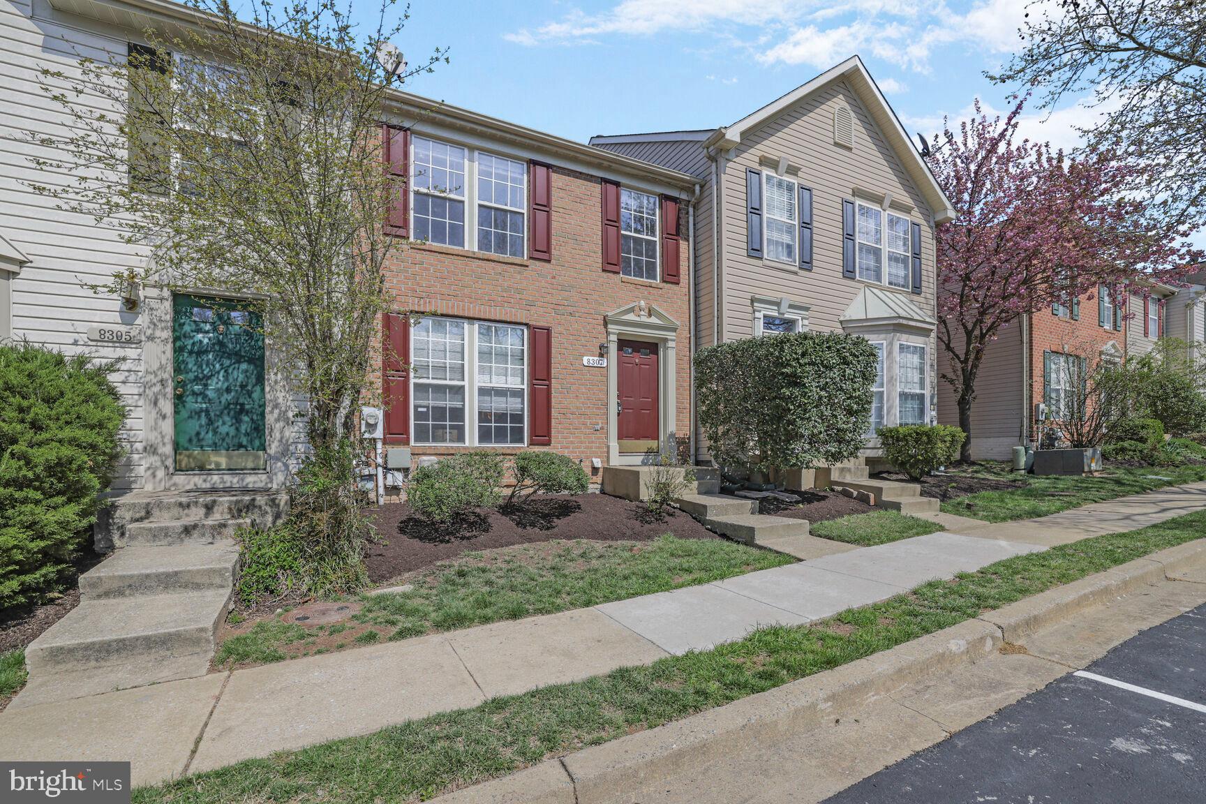 RUSSETT - Residential