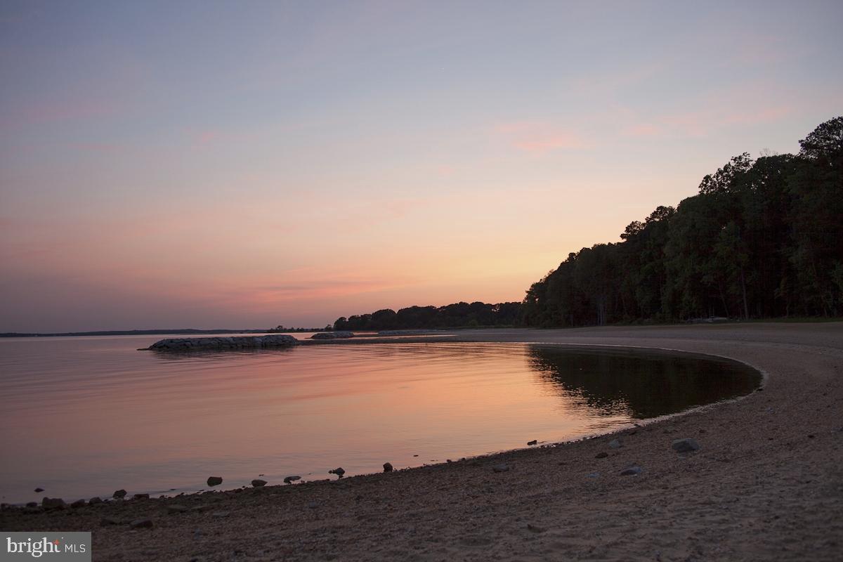 SWAN POINT SUB - Residential