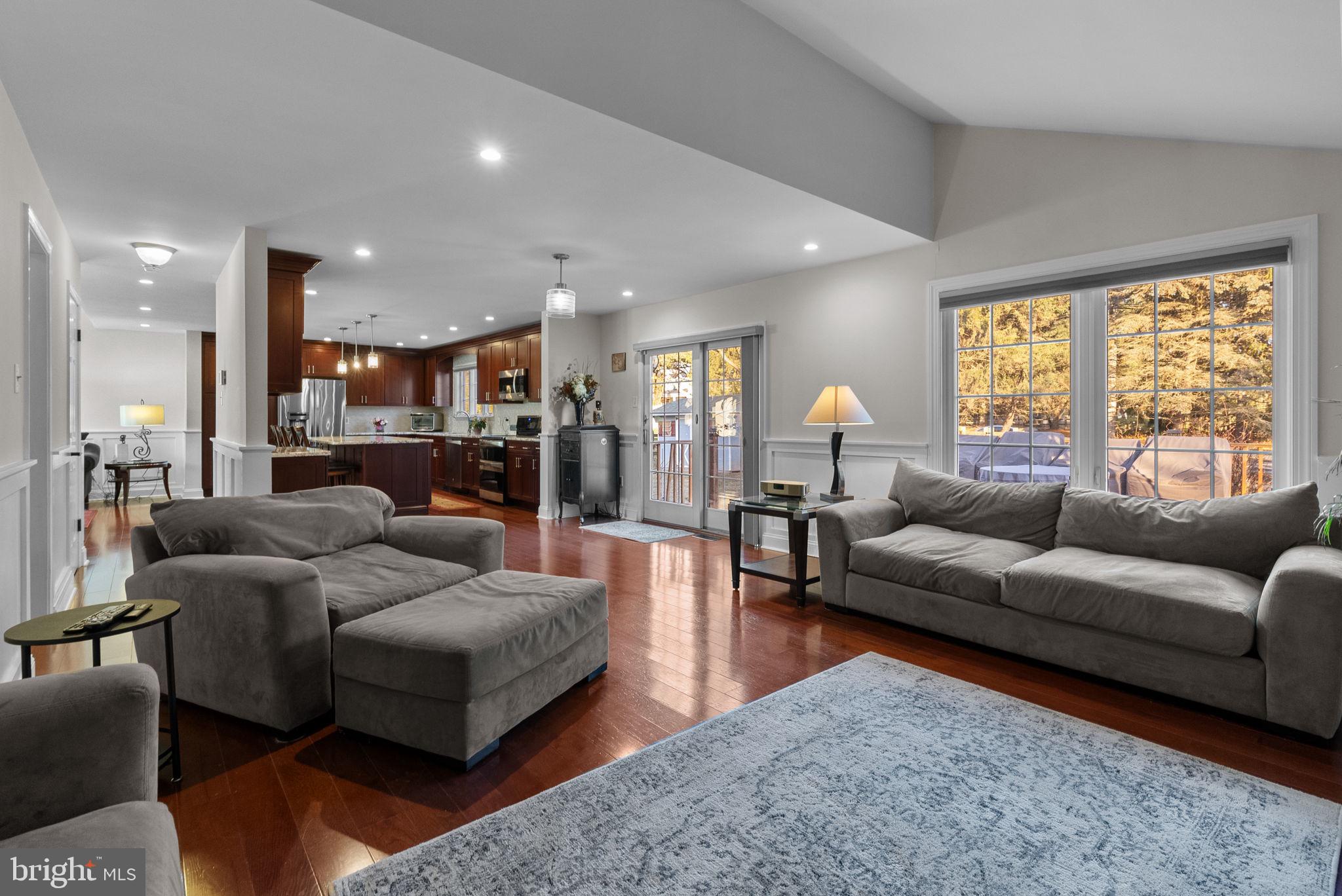 SILVERSMYTHE - Residential