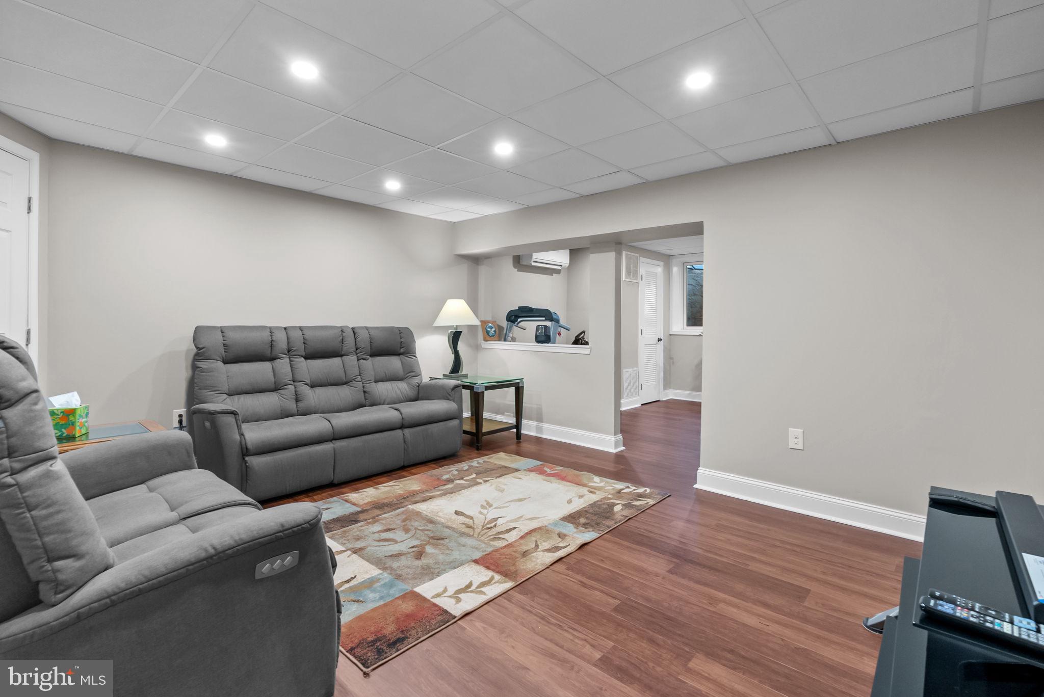 SILVERSMYTHE - Residential