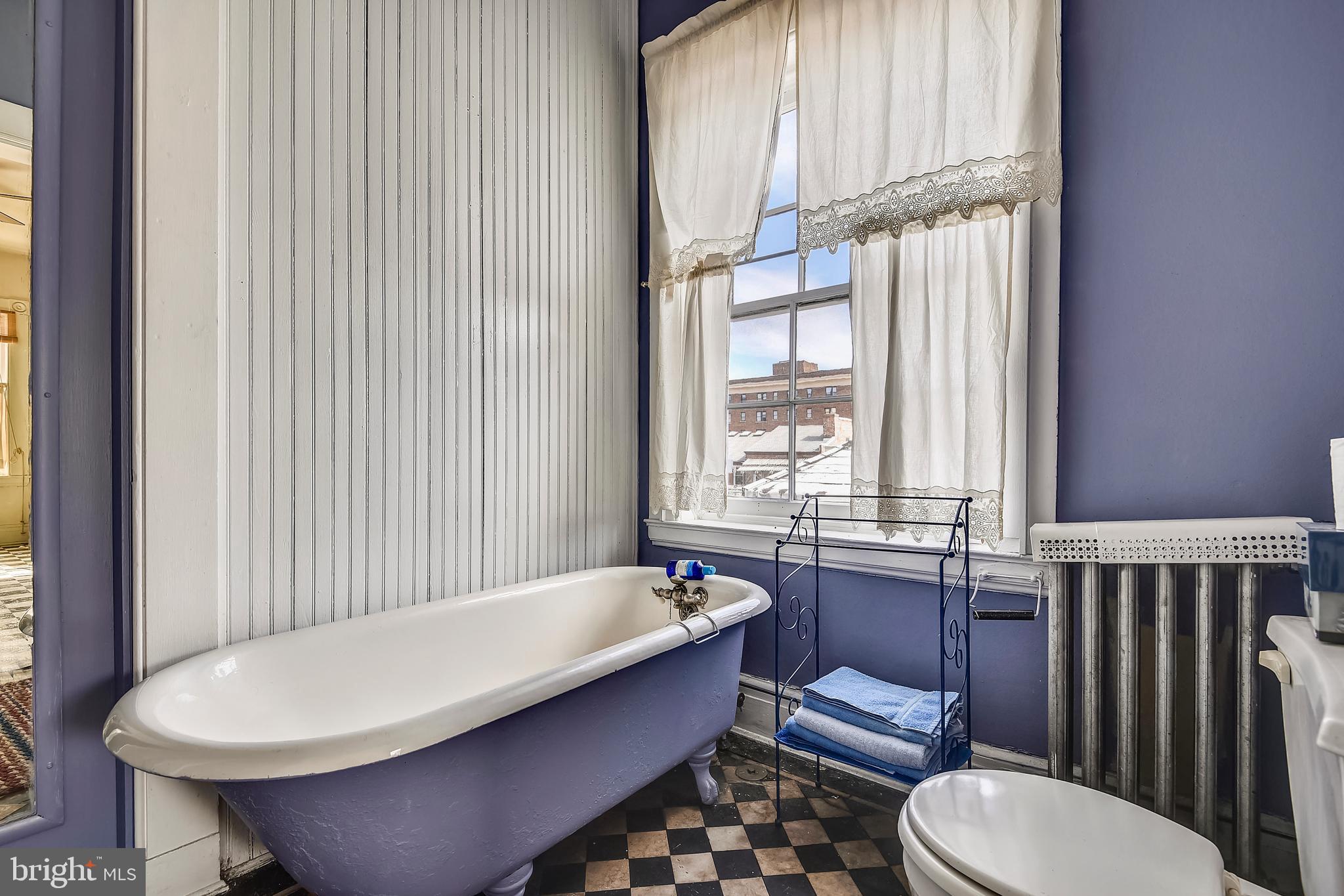 MOUNT VERNON PLACE HISTORIC DISTRICT - Residential