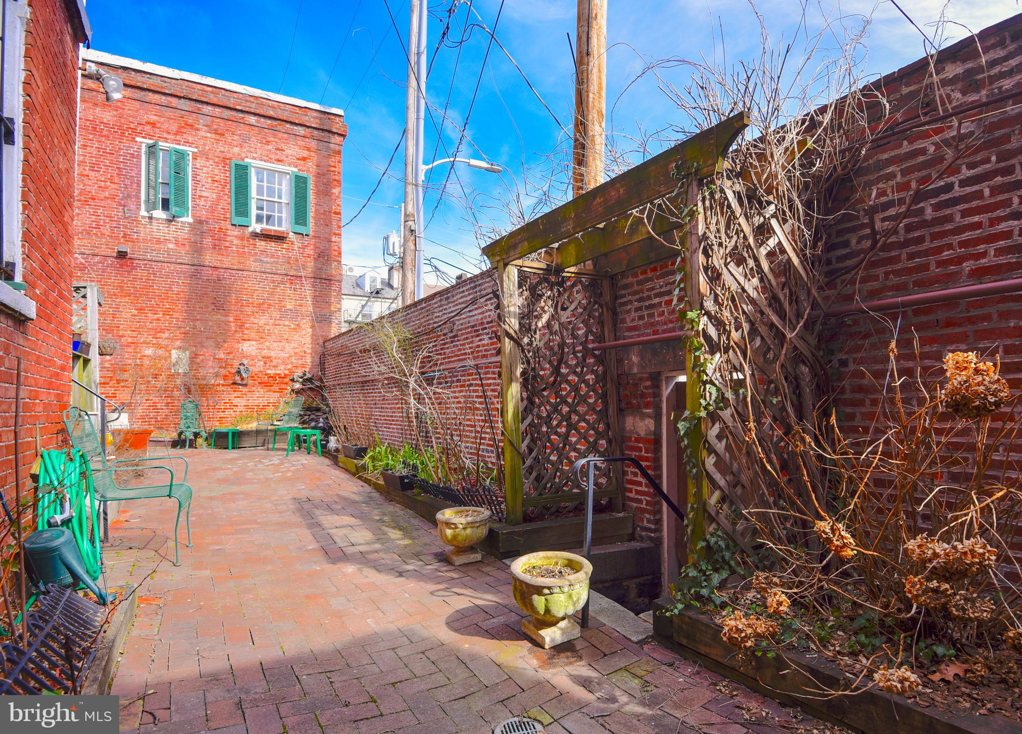 MOUNT VERNON PLACE HISTORIC DISTRICT - Residential