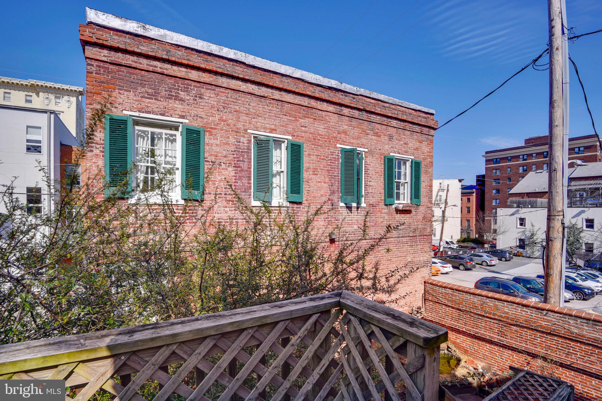 MOUNT VERNON PLACE HISTORIC DISTRICT - Residential