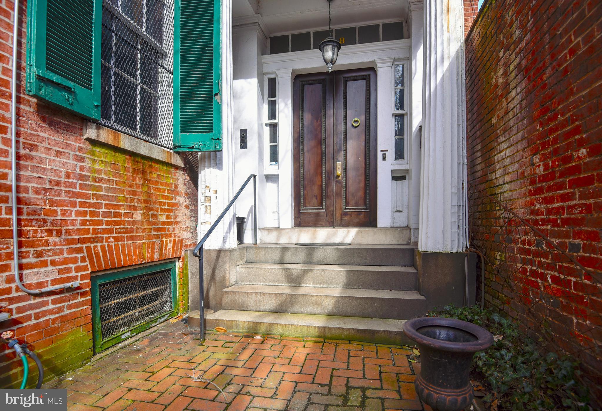 MOUNT VERNON PLACE HISTORIC DISTRICT - Residential