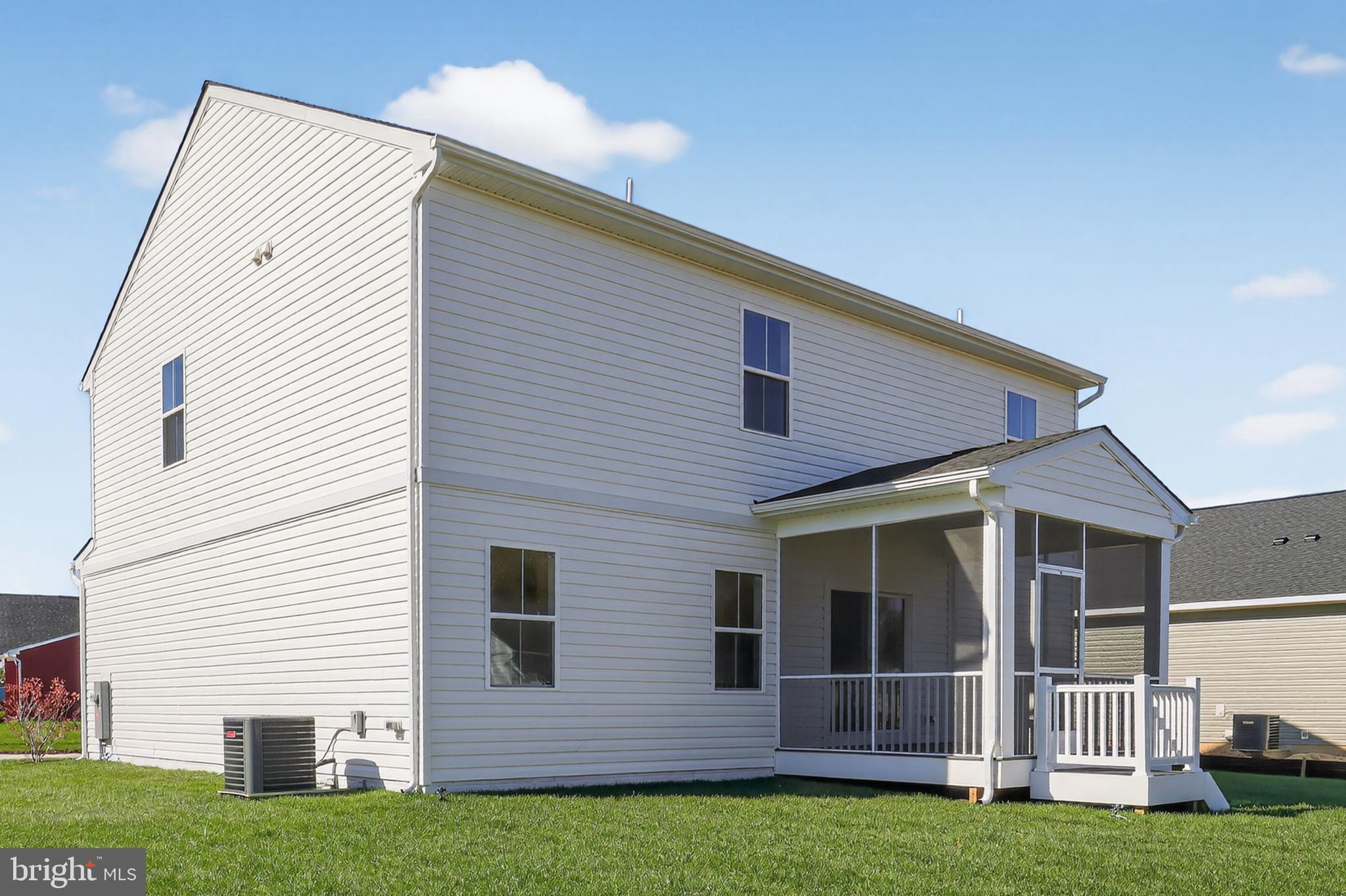 15004 BOATSWAIN AVENUE