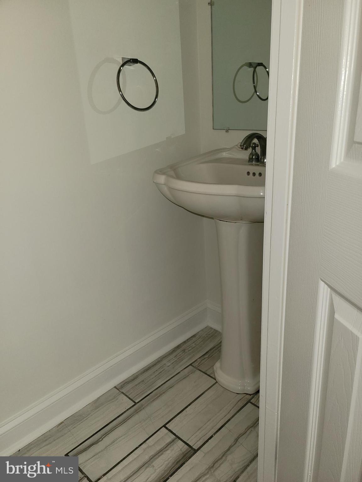 OAKWOOD VILLAGE CONDO - Residential Lease