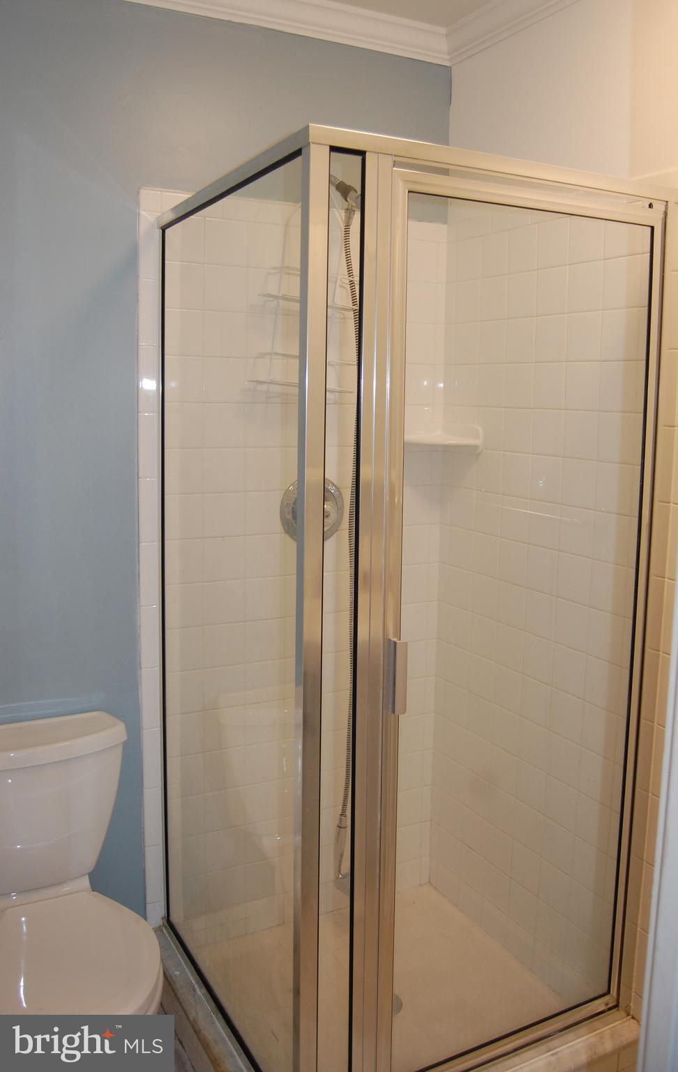 OAKWOOD VILLAGE CONDO - Residential Lease