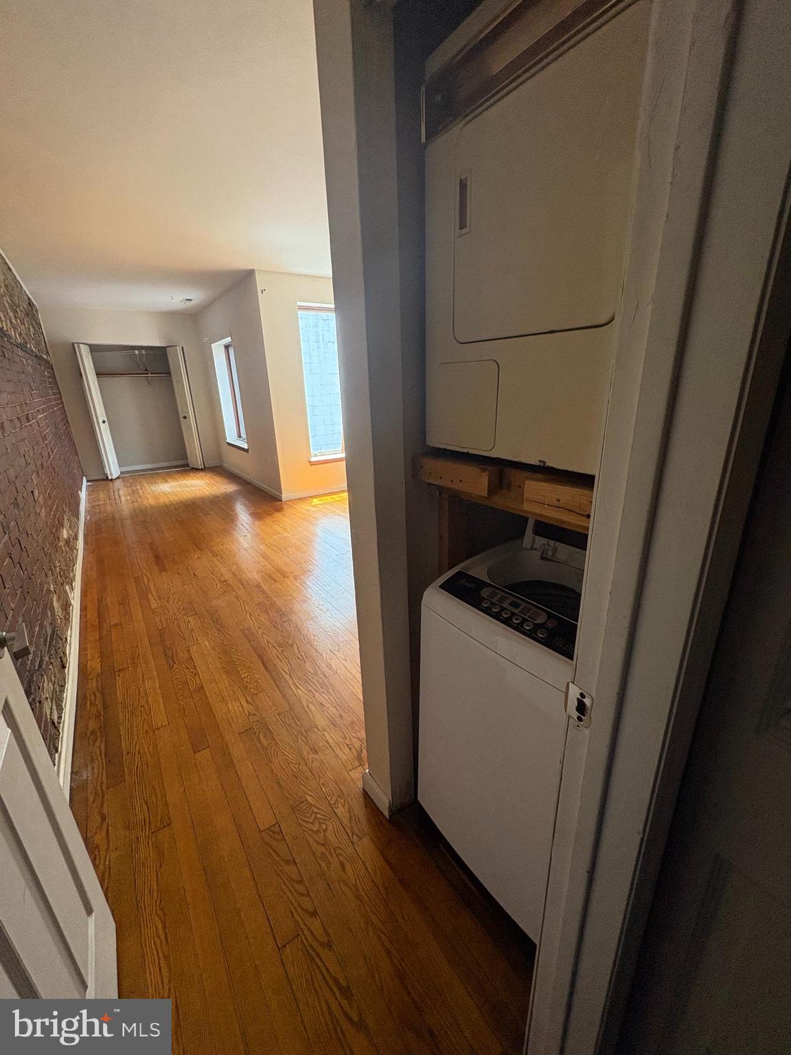 BELLA VISTA - Residential Lease