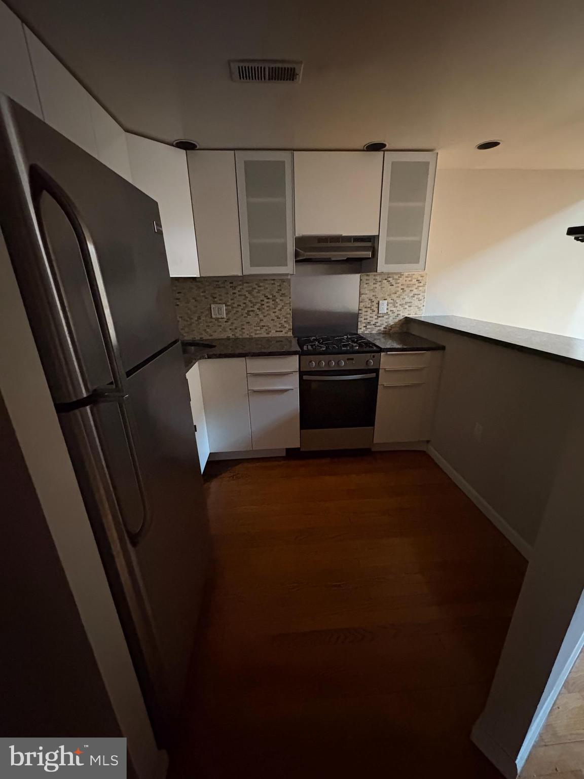 BELLA VISTA - Residential Lease