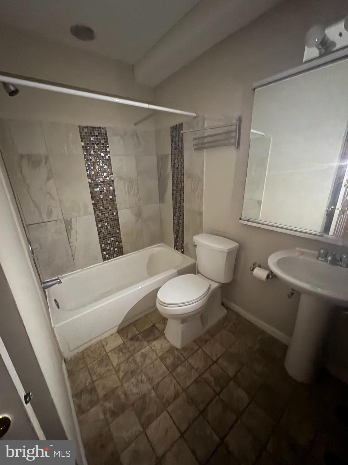 BELLA VISTA - Residential Lease