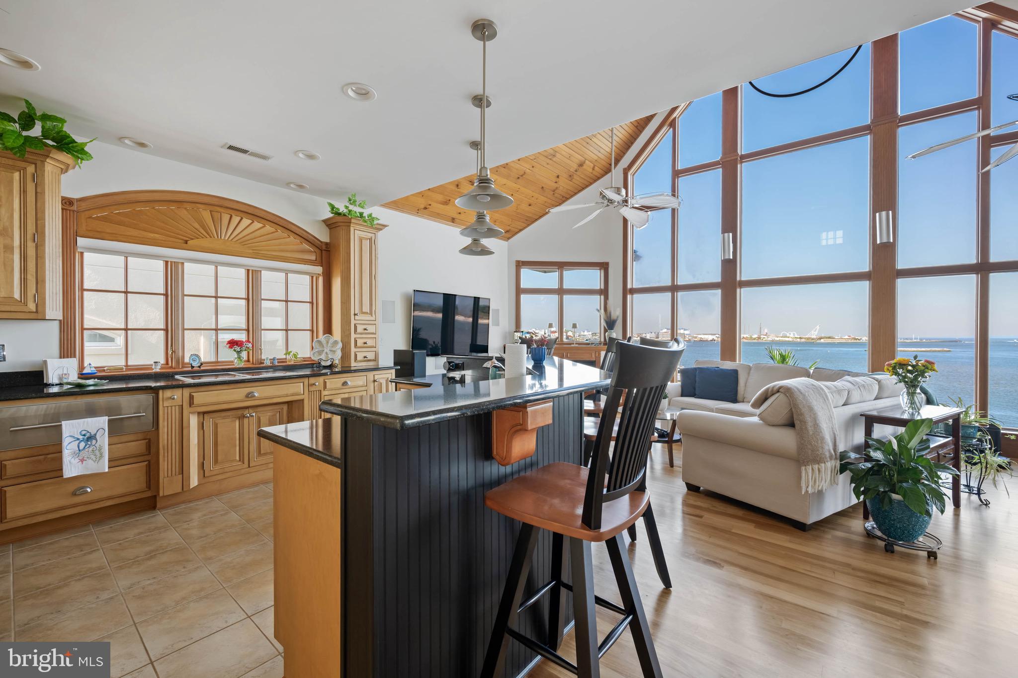 OCEAN CITY HARBOR - Residential