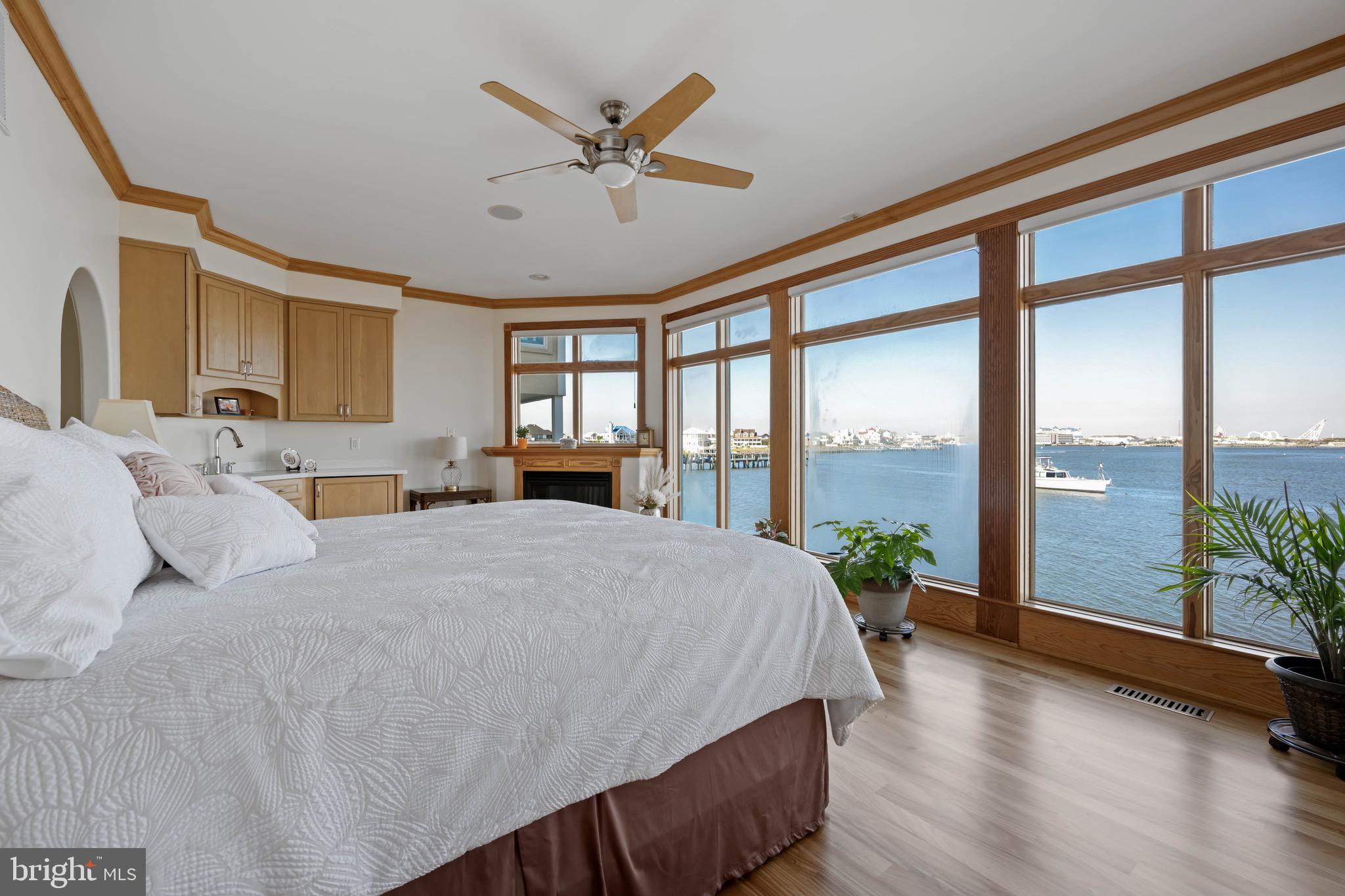 OCEAN CITY HARBOR - Residential