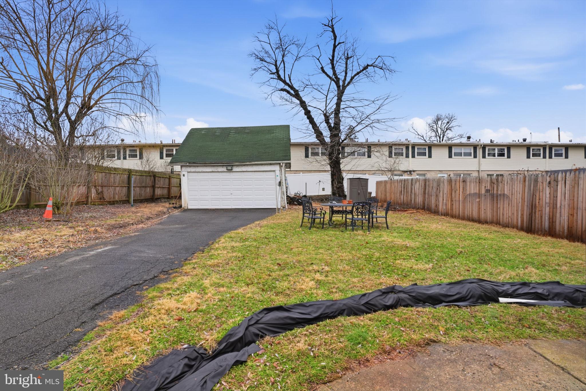 SOMERTON - Residential