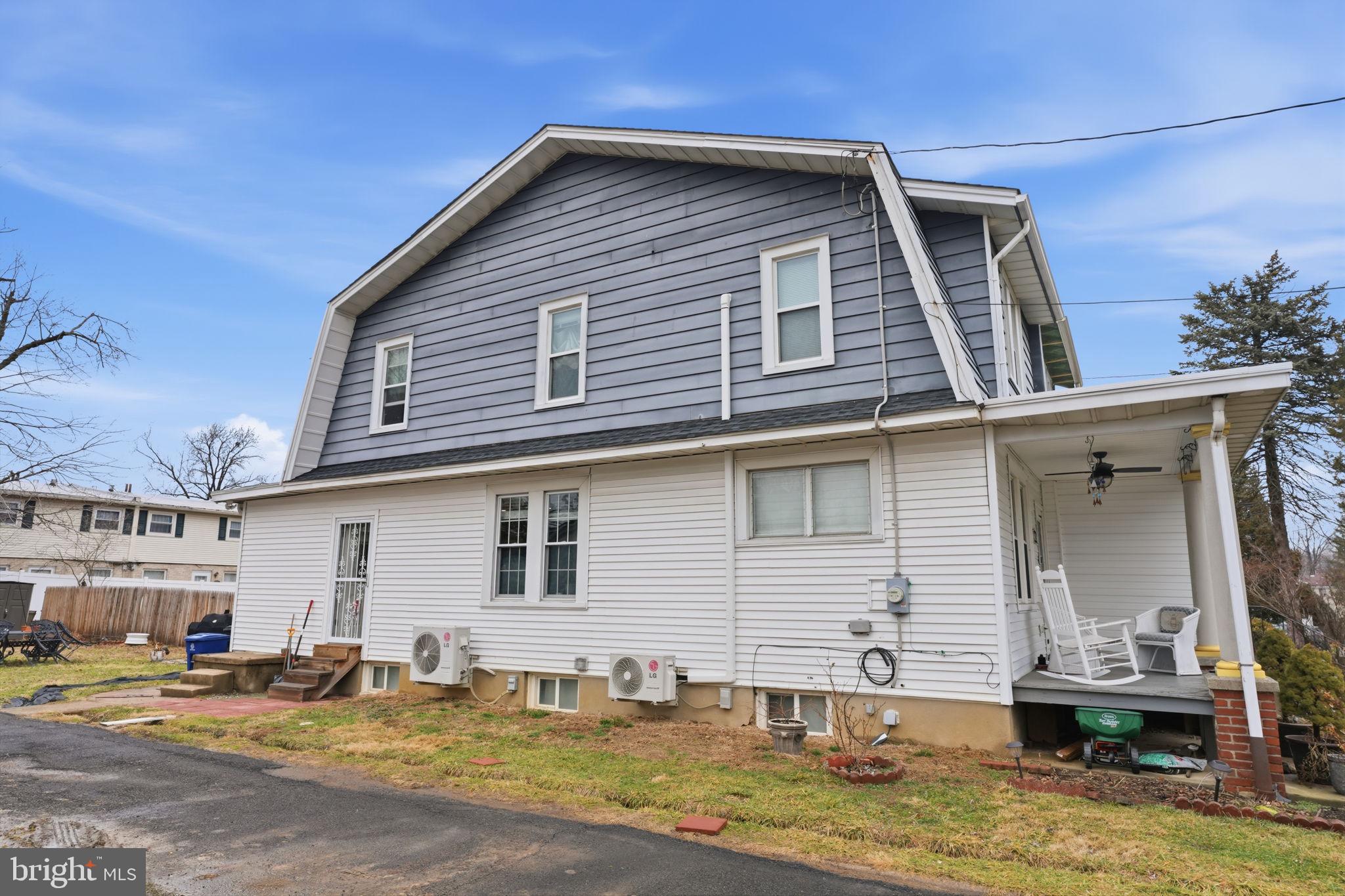 SOMERTON - Residential