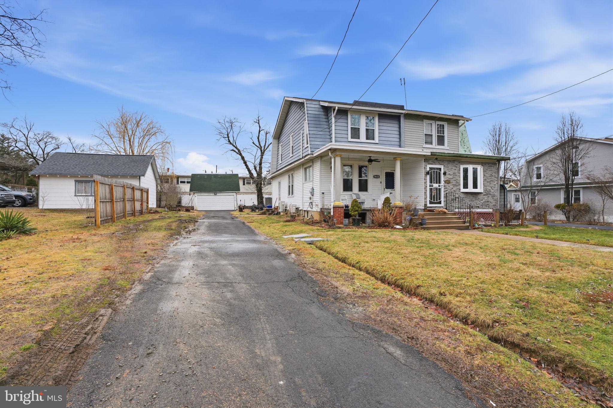 SOMERTON - Residential