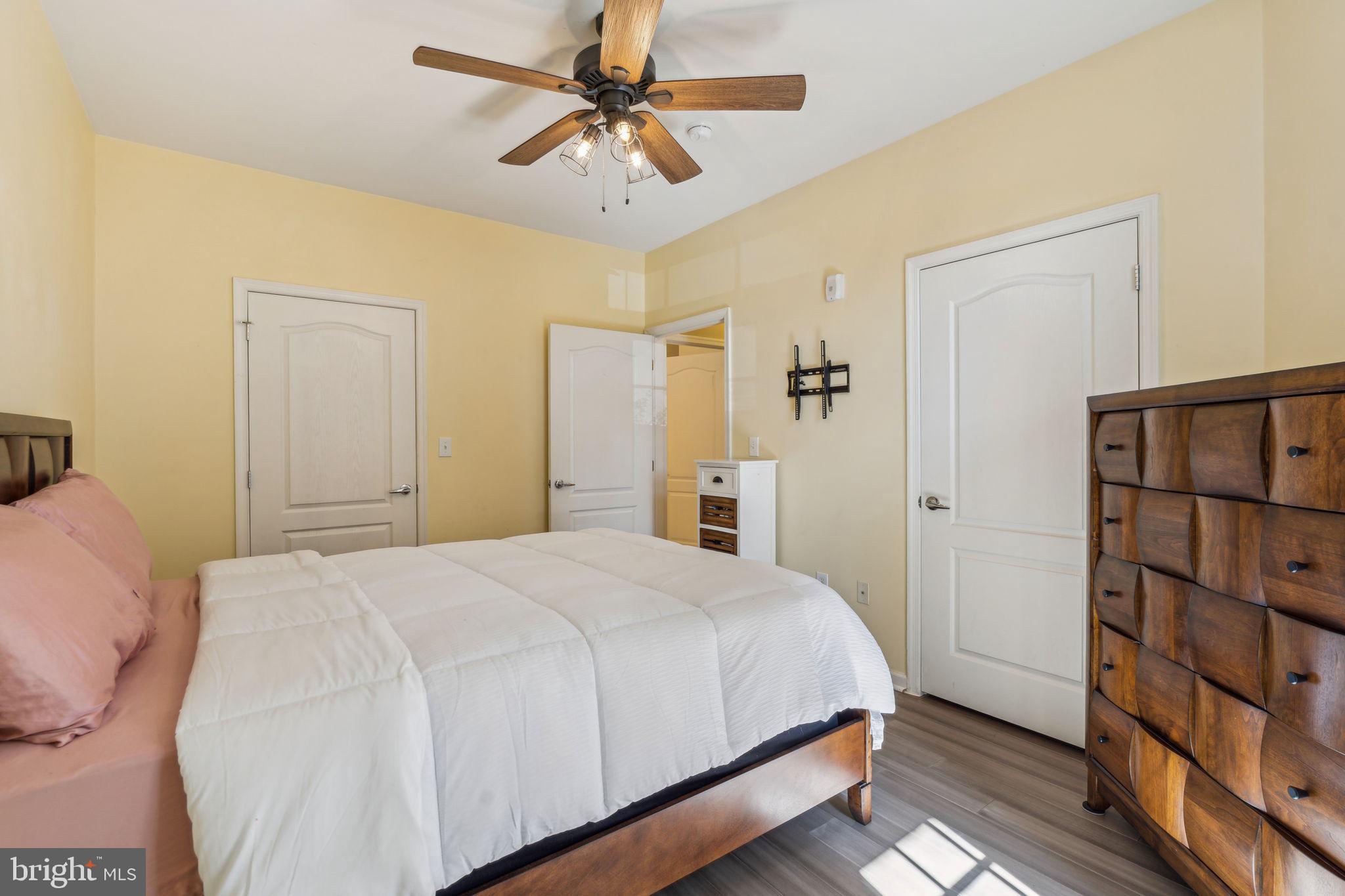 THE GRANDE AT RIVERVIEW - Residential