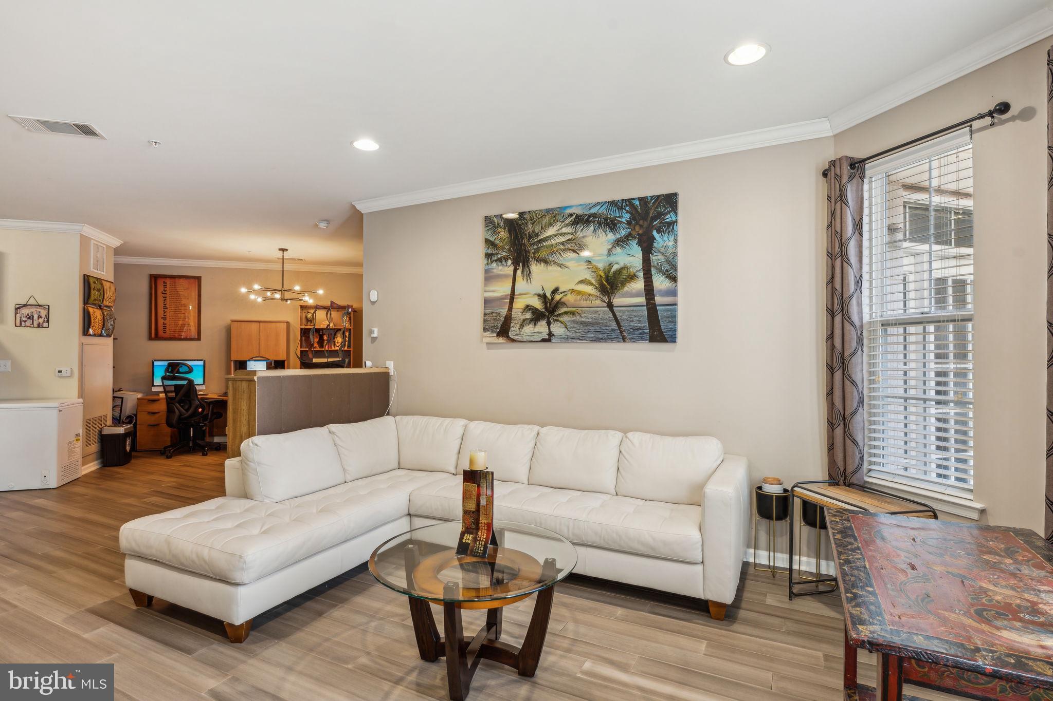 THE GRANDE AT RIVERVIEW - Residential