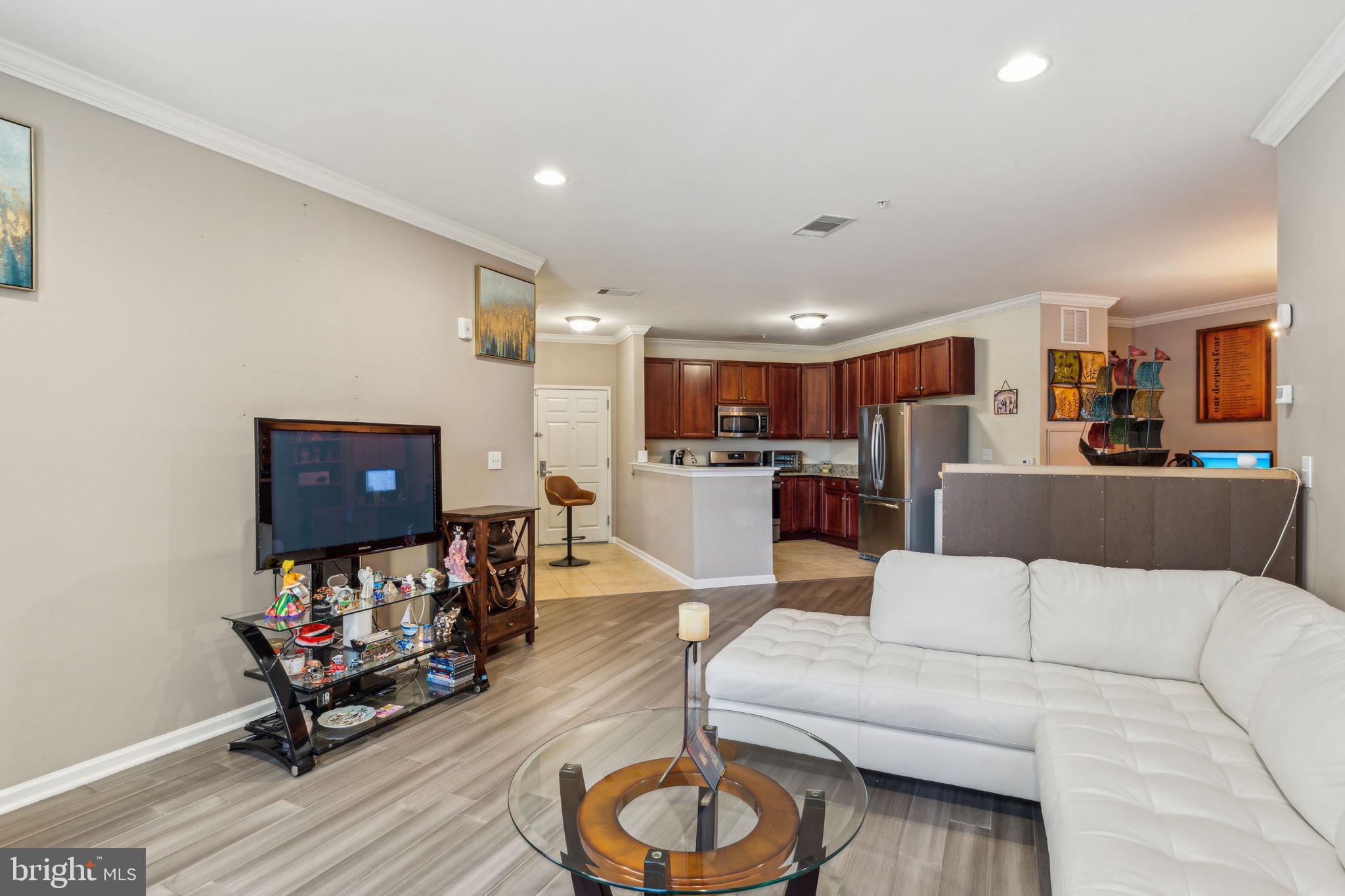 THE GRANDE AT RIVERVIEW - Residential