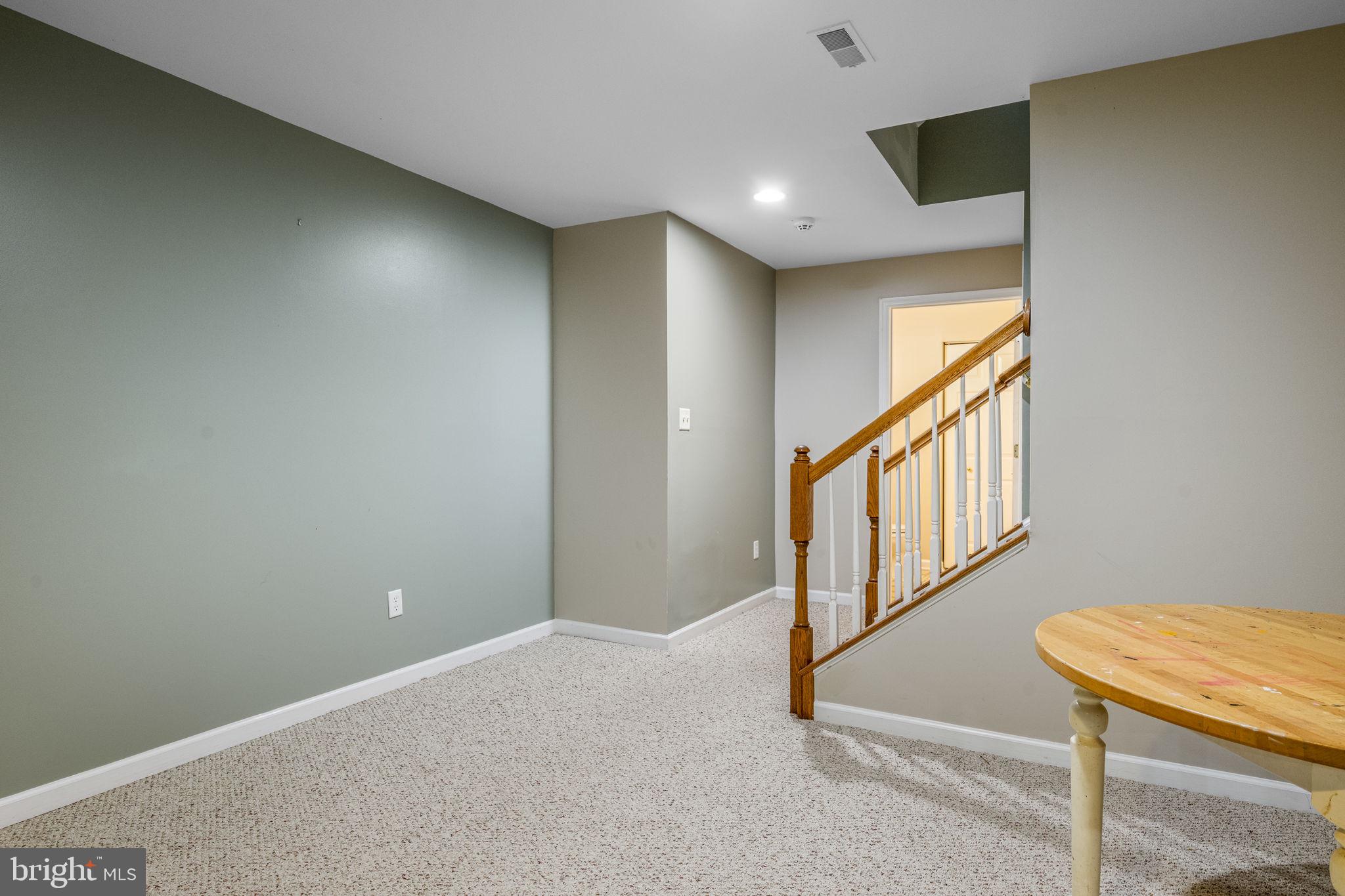 ESTS AT LONDON BROOK - Residential