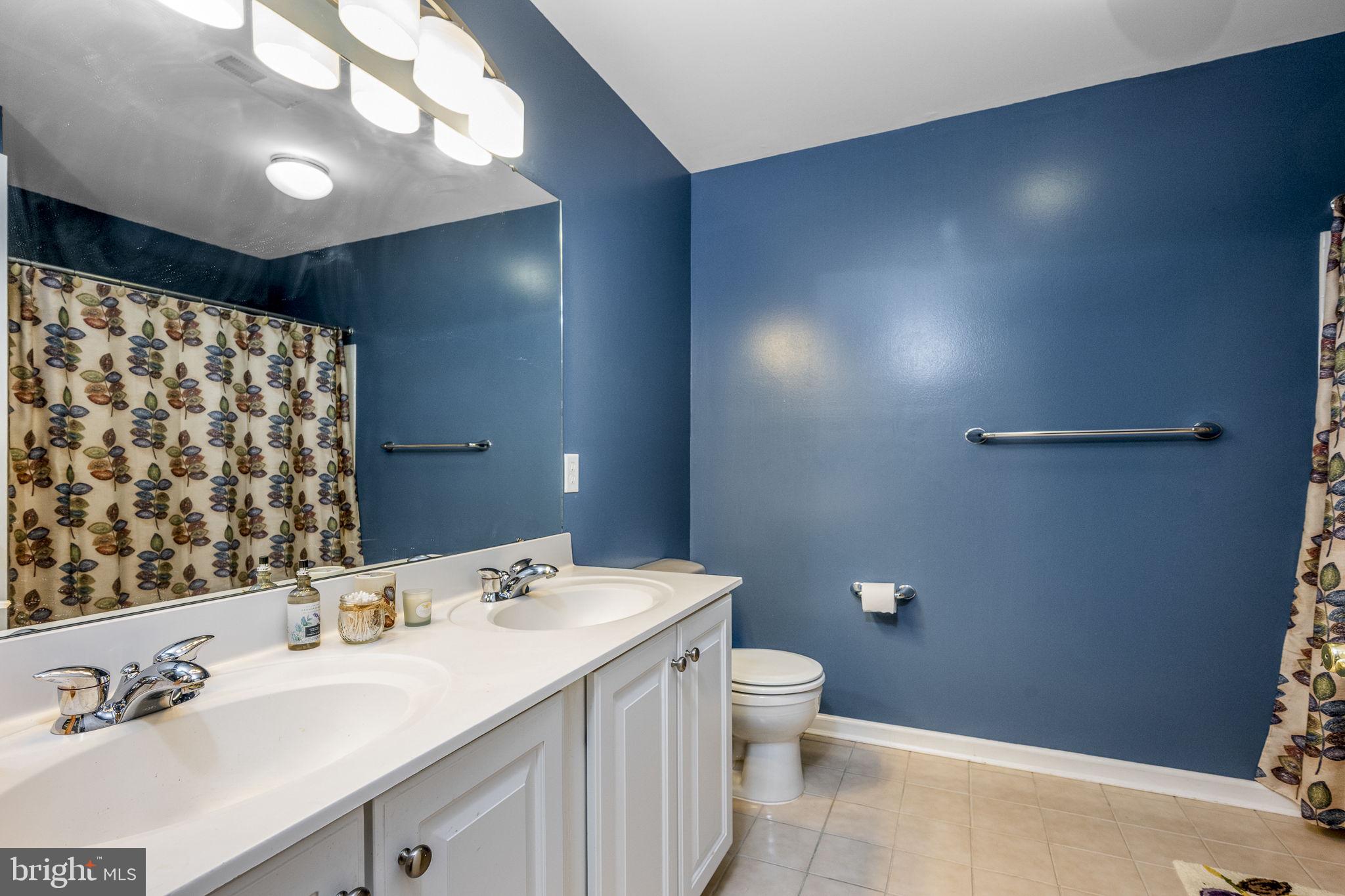 ESTS AT LONDON BROOK - Residential